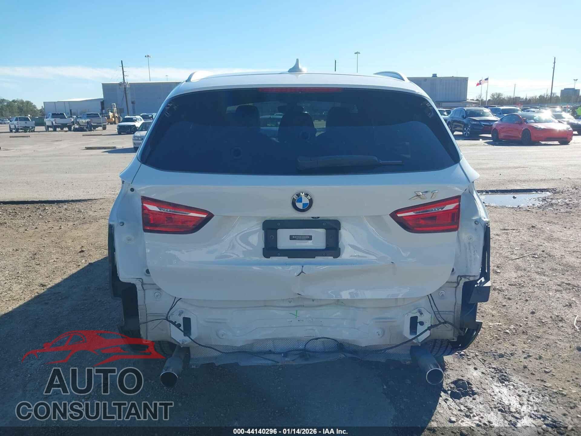 BMW X1 2018 - WBXHT3C37J5F92654