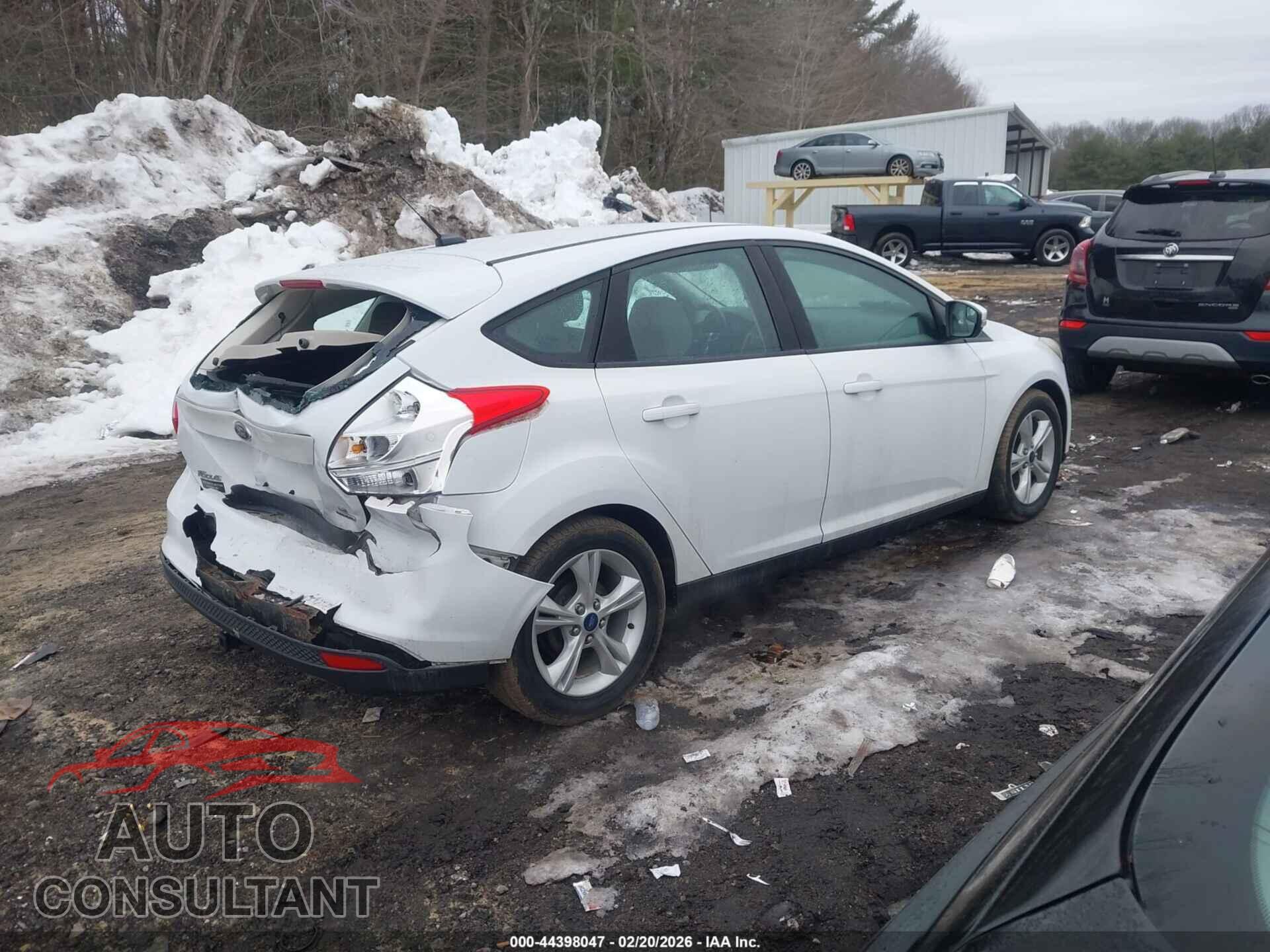 FORD FOCUS 2014 - 1FADP3K22EL401817