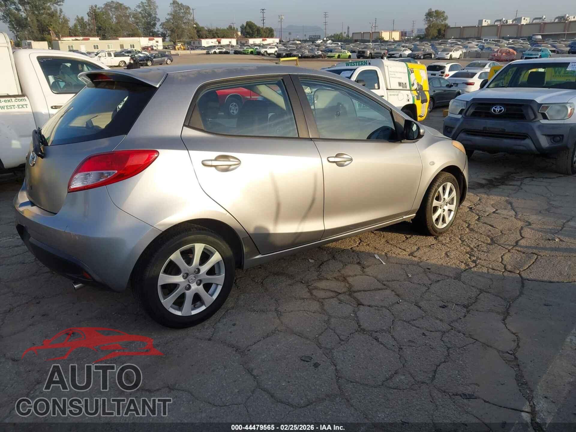 MAZDA MAZDA2 2011 - JM1DE1HZ5B0104823