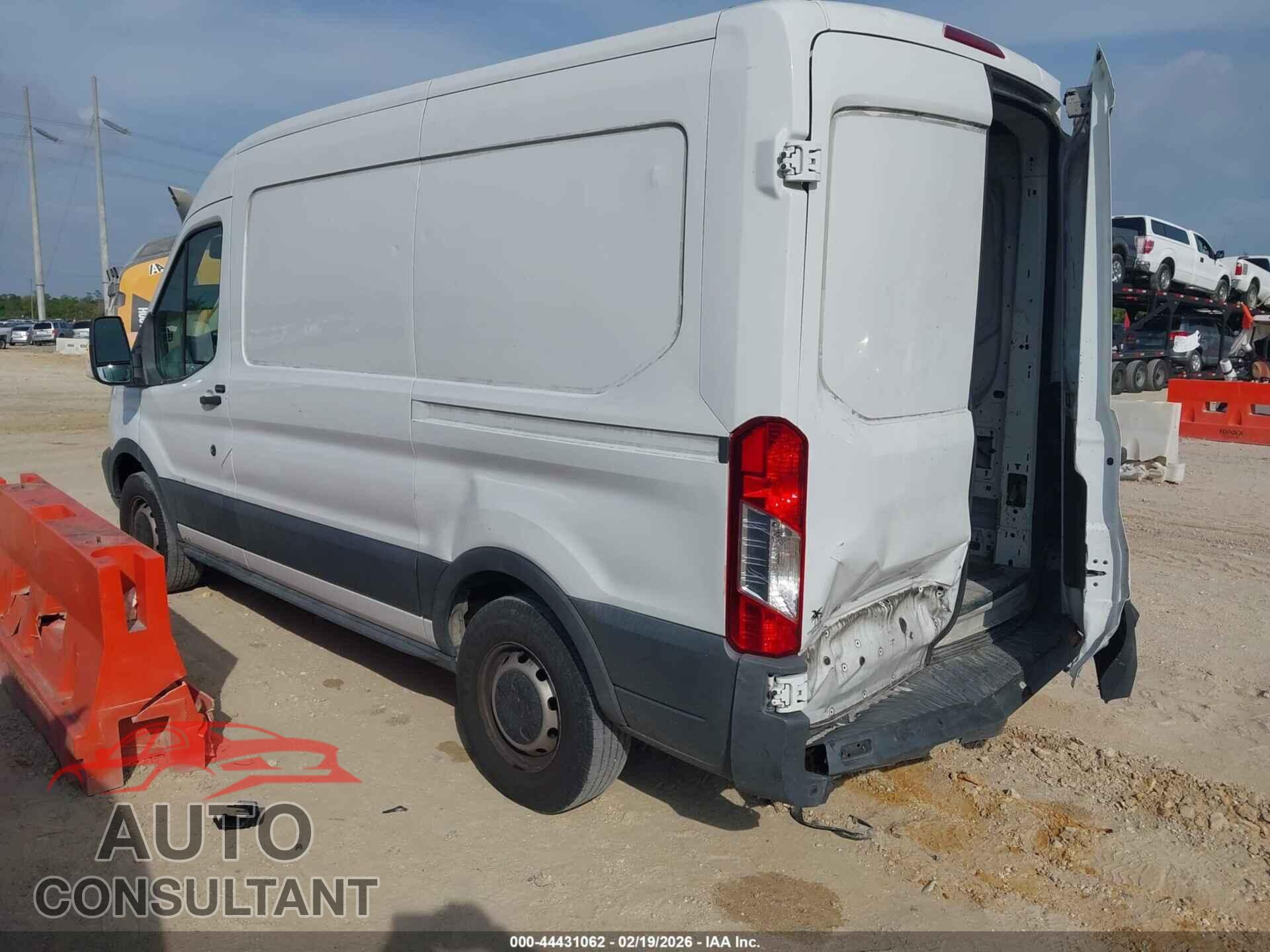 FORD TRANSIT-250 2016 - 1FTYR1CMXGKA92360