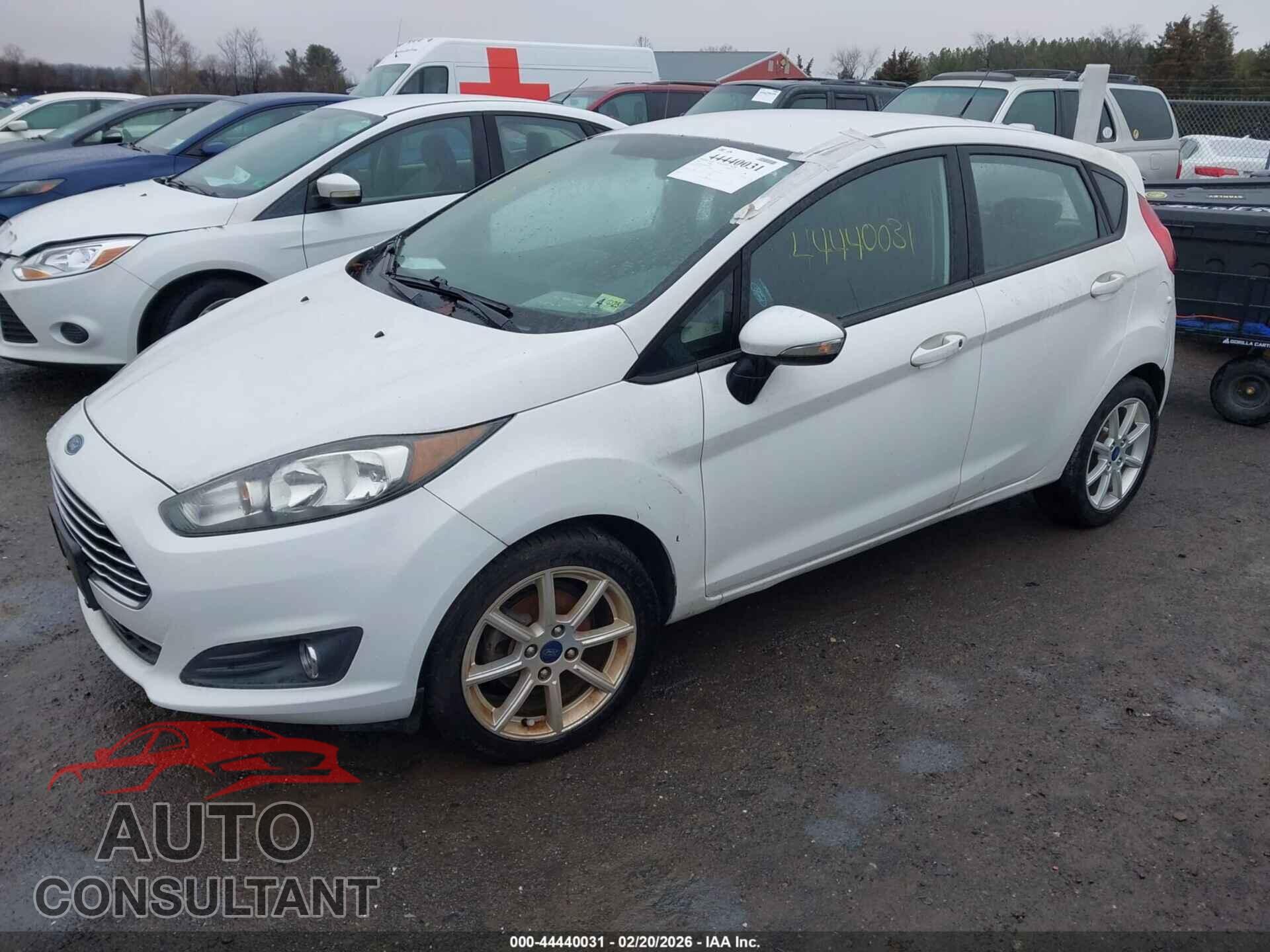FORD FIESTA 2015 - 3FADP4EJ8FM166767