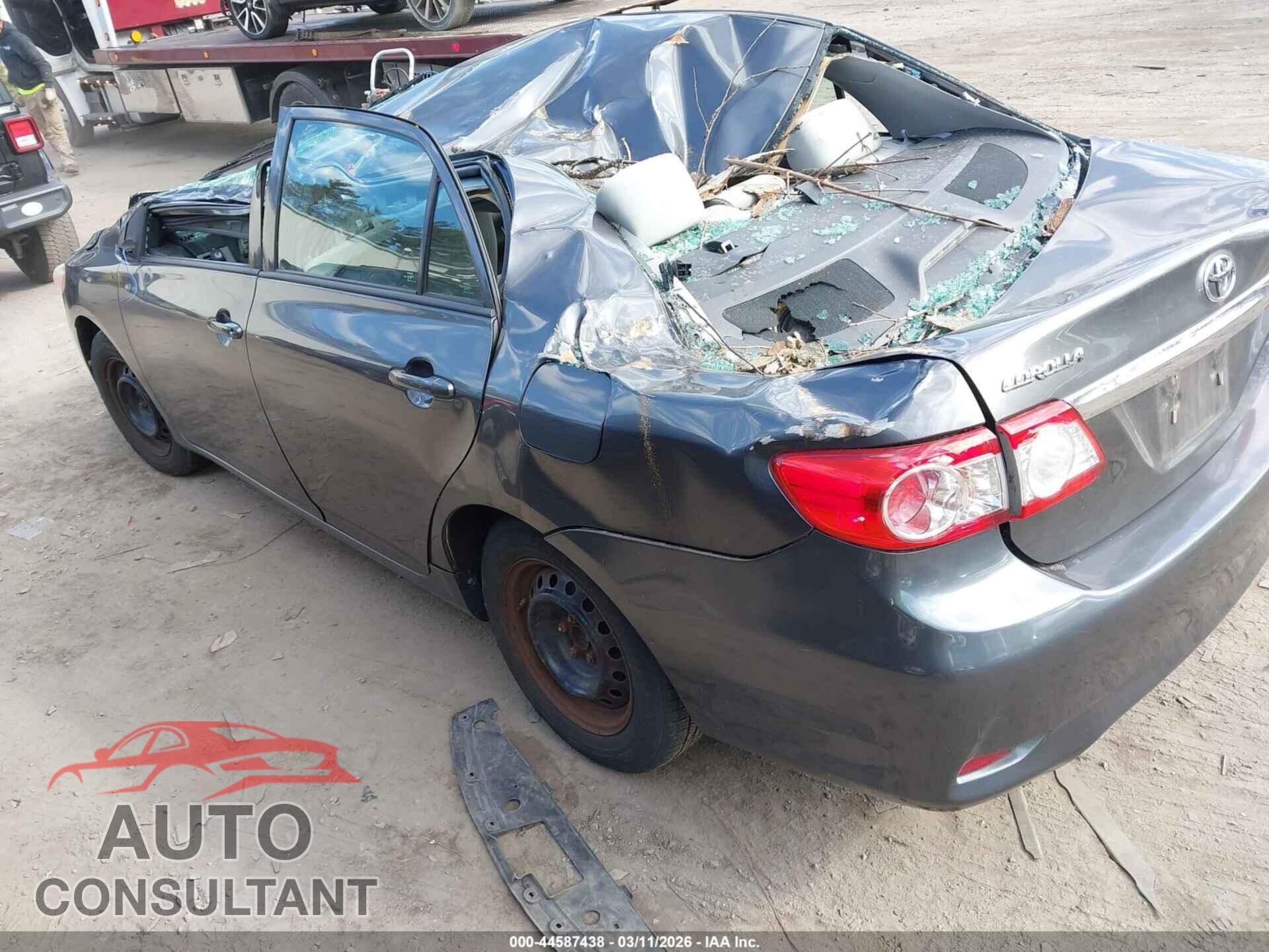 TOYOTA COROLLA 2013 - 2T1BU4EE7DC035882