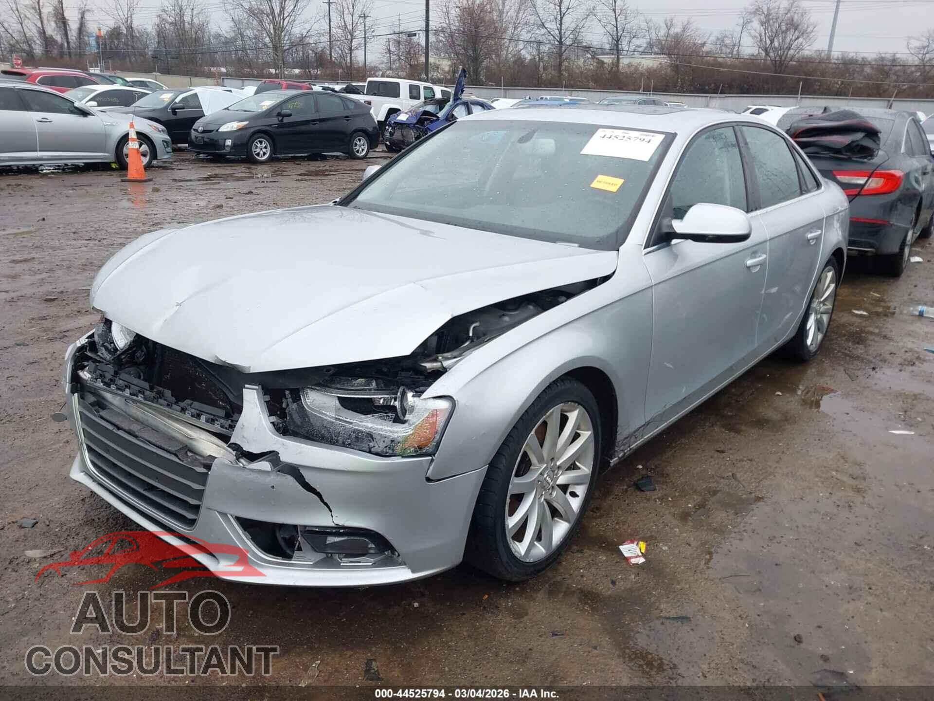 AUDI A4 2013 - WAUJFBFLXDN029379