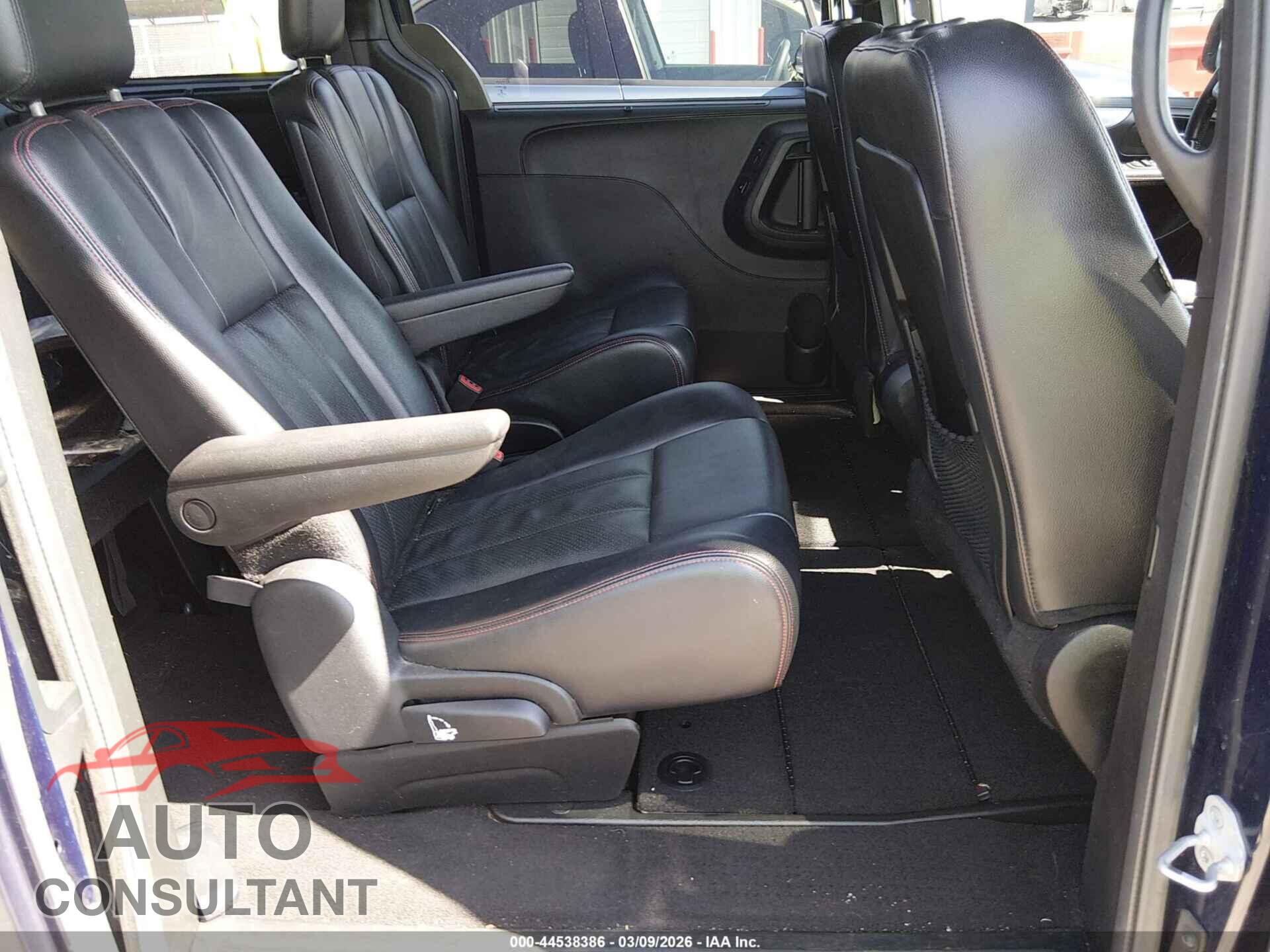 DODGE GRAND CARAVAN 2013 - 2C4RDGEG8DR561326