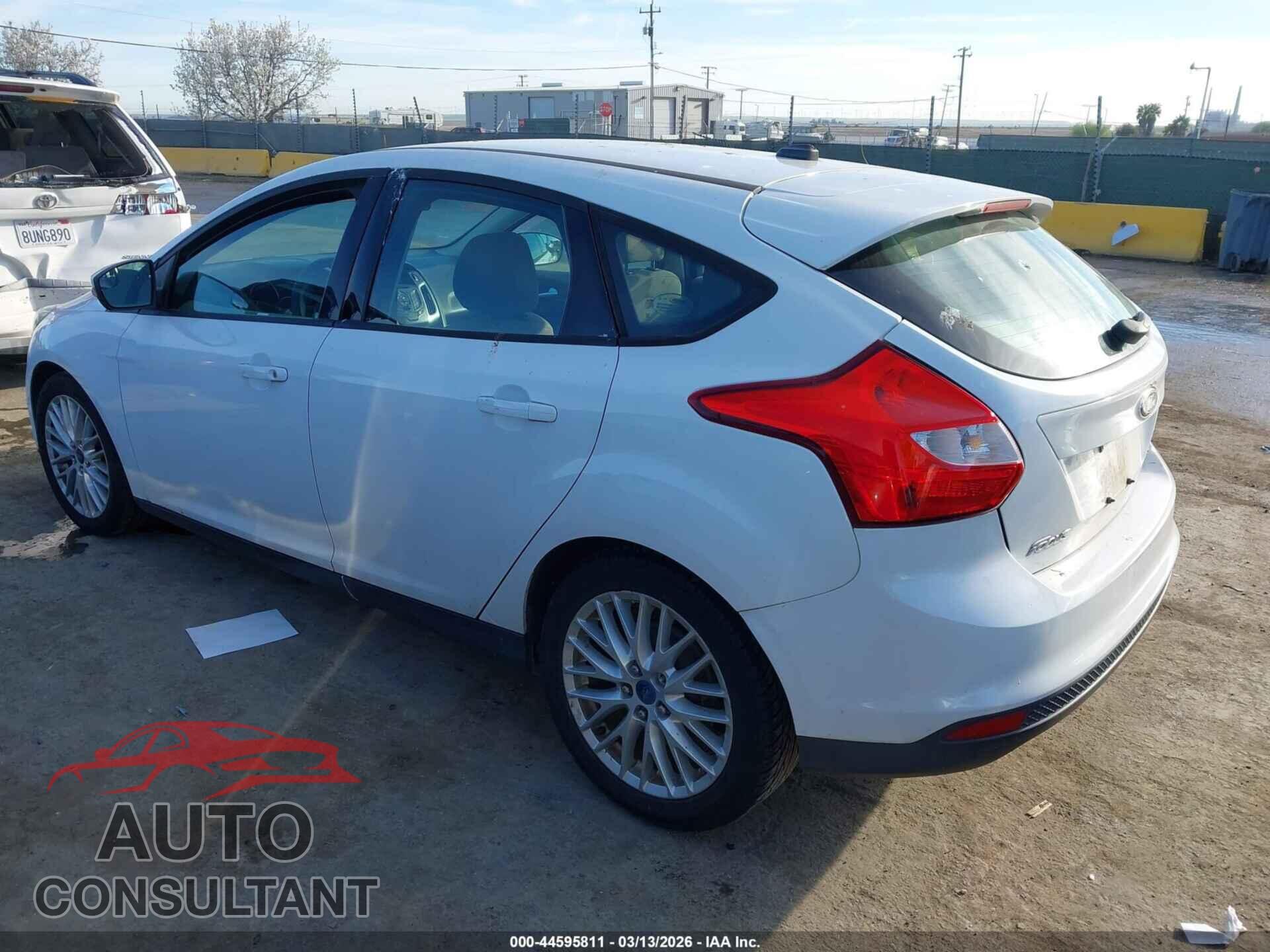 FORD FOCUS 2013 - 1FADP3K22DL126738
