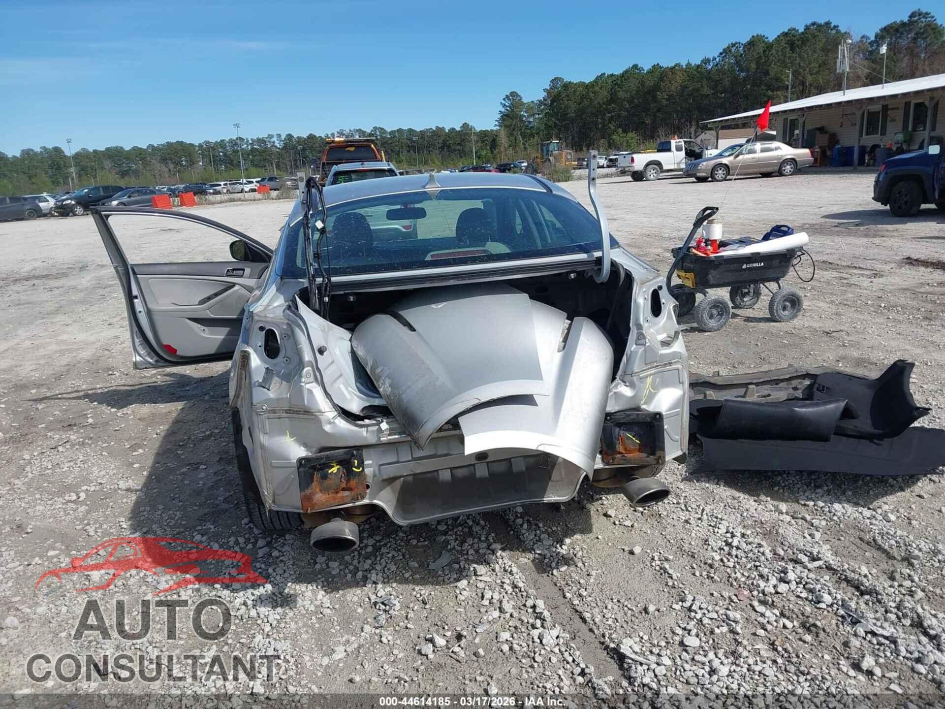 KIA OPTIMA 2013 - KNAGM4A74D5331420