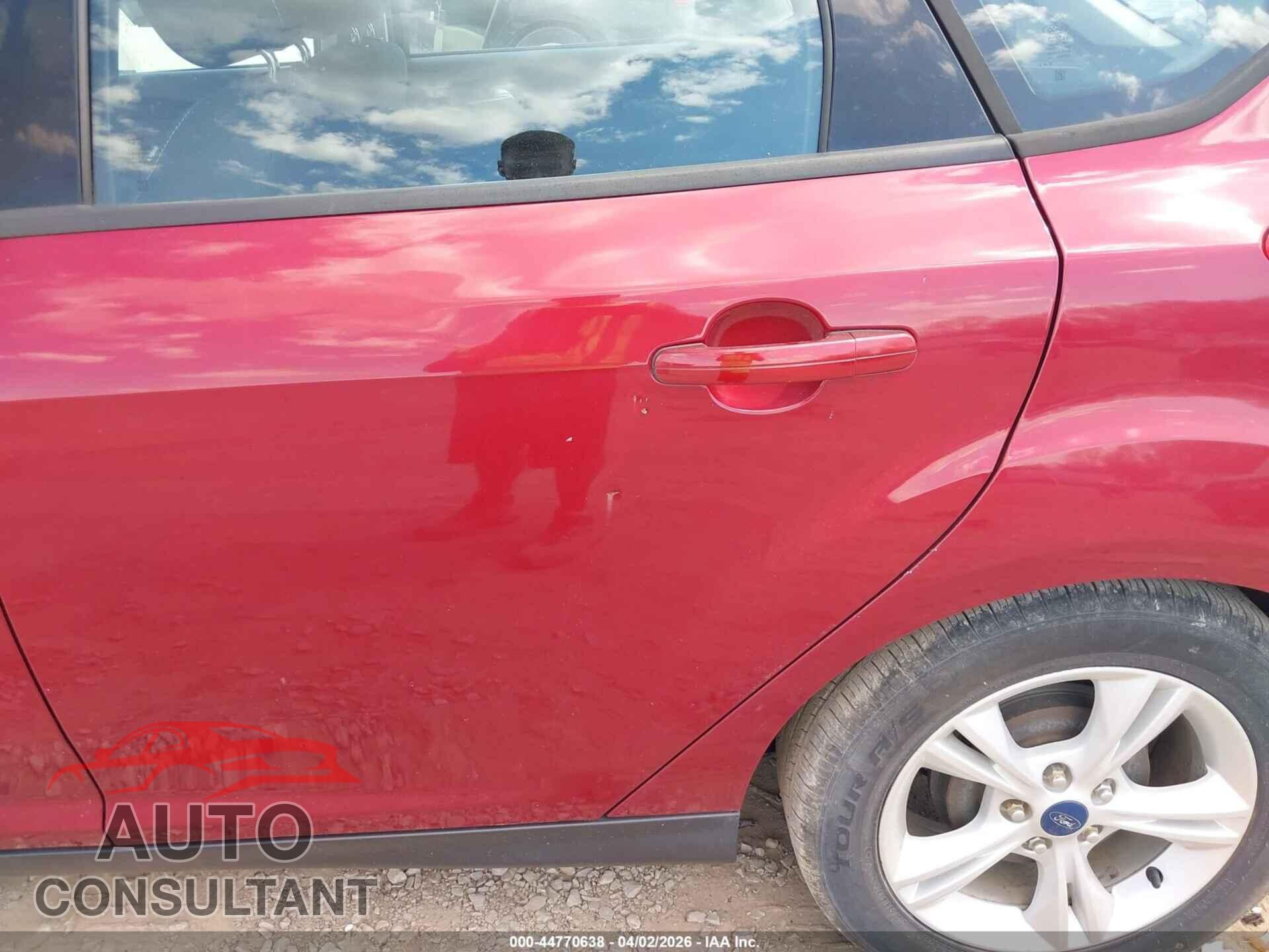 FORD FOCUS 2014 - 1FADP3K25EL409748