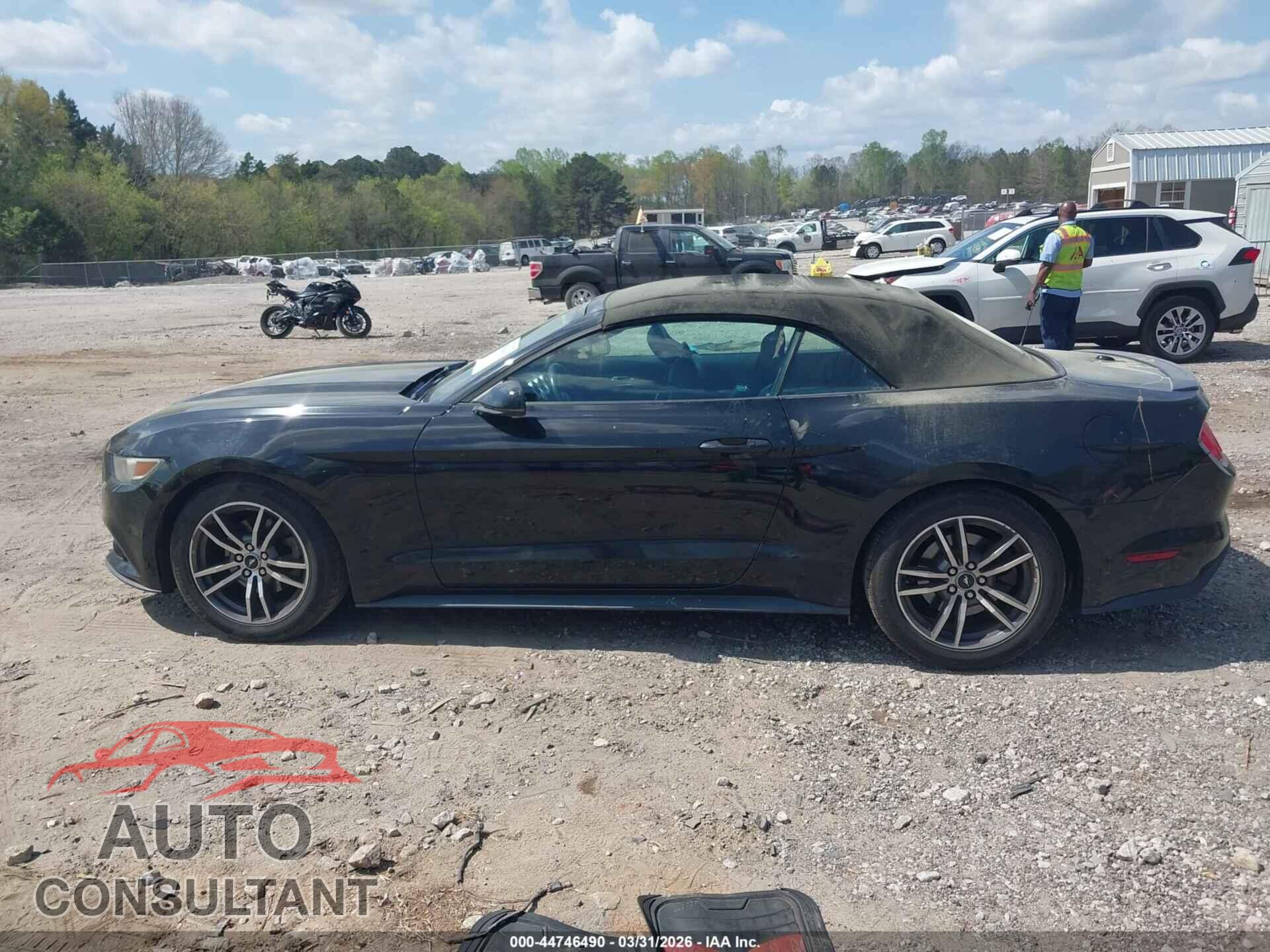 FORD MUSTANG 2015 - 1FATP8UH2F5359584