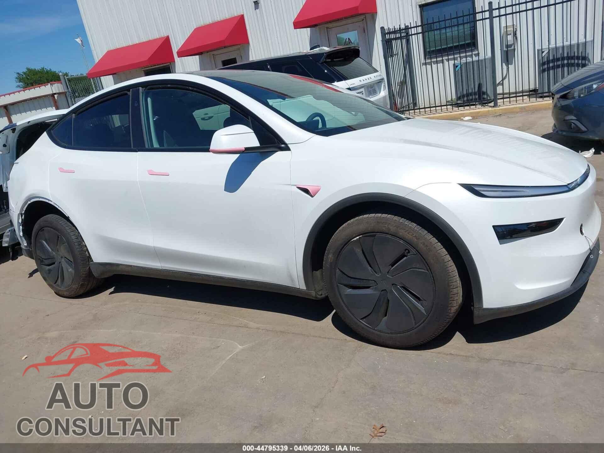 TESLA MODEL Y 2026 - 7SAYGDED0TA609063