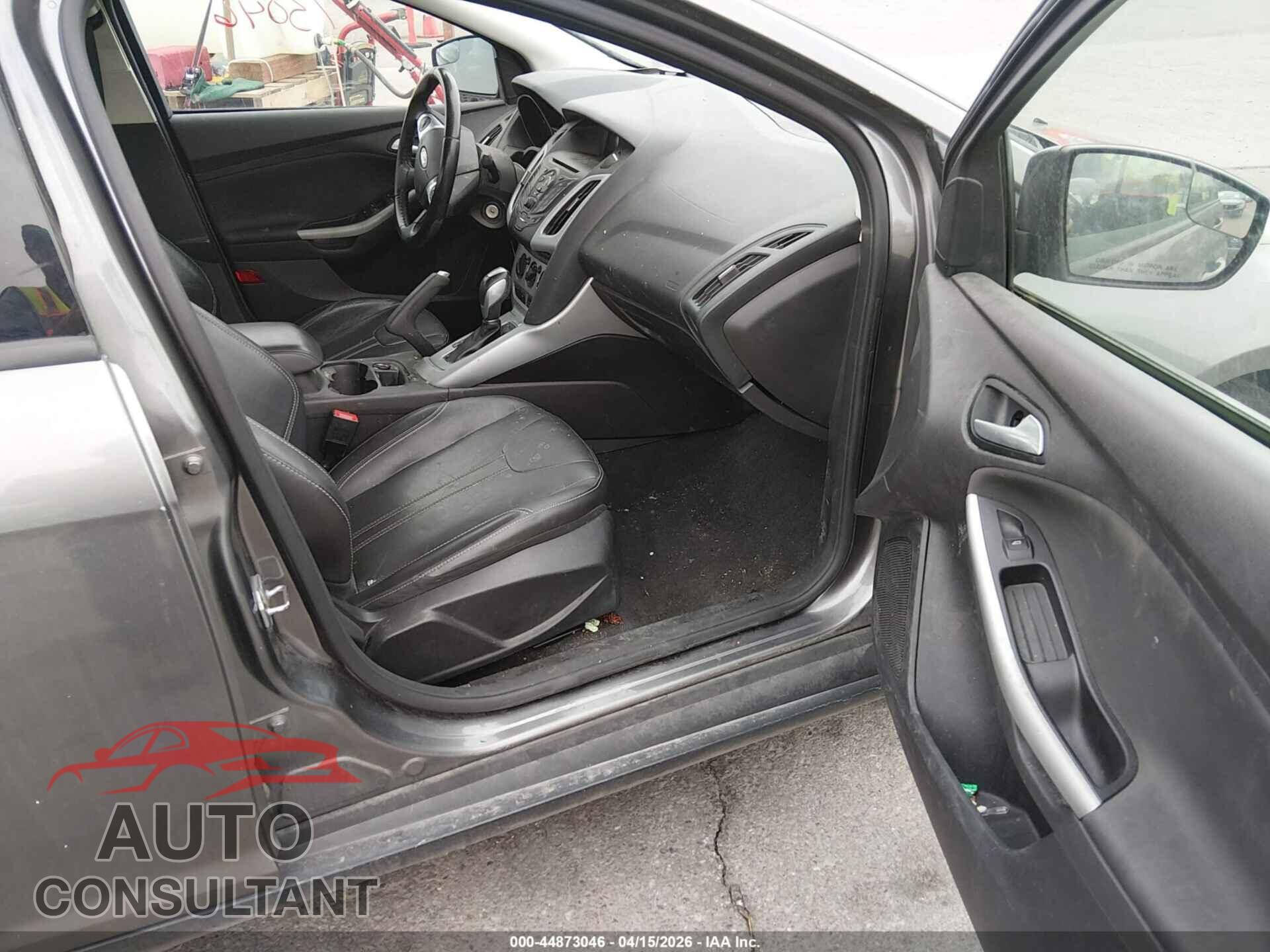 FORD FOCUS 2014 - 1FADP3F24EL417169