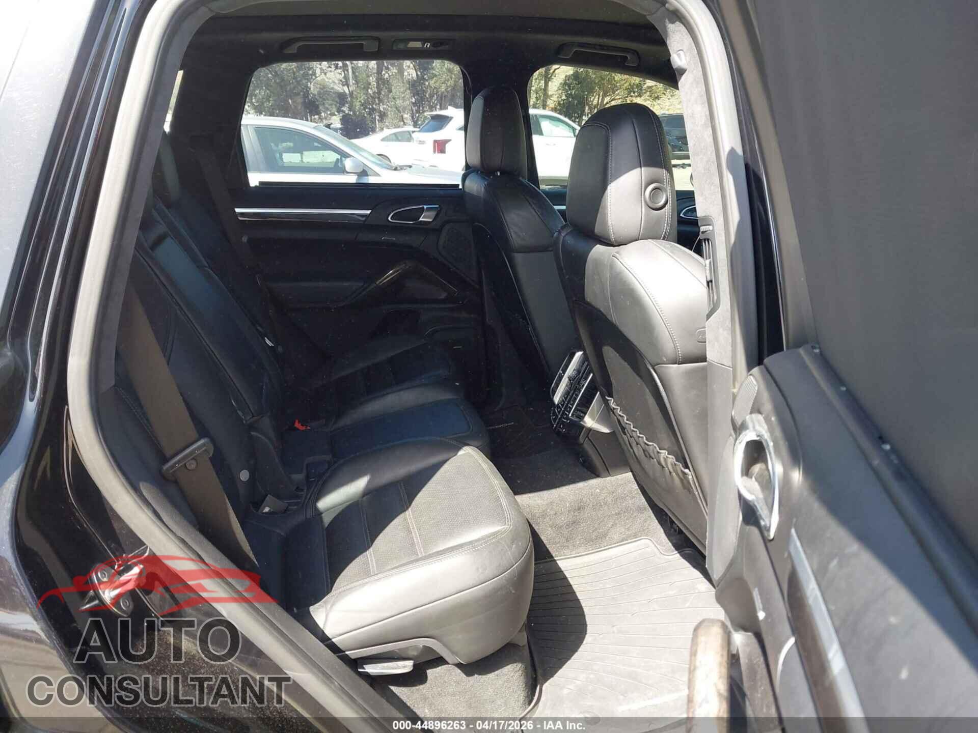 PORSCHE CAYENNE 2013 - WP1AC2A27DLA92671
