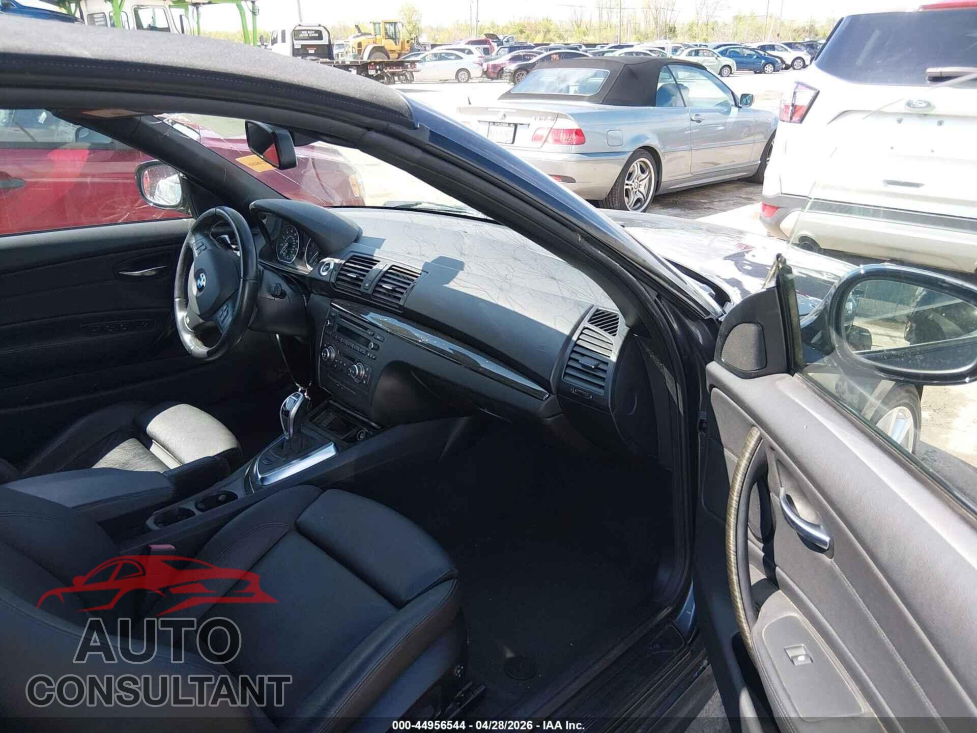 BMW 135I 2013 - WBAUN7C53DVM27360