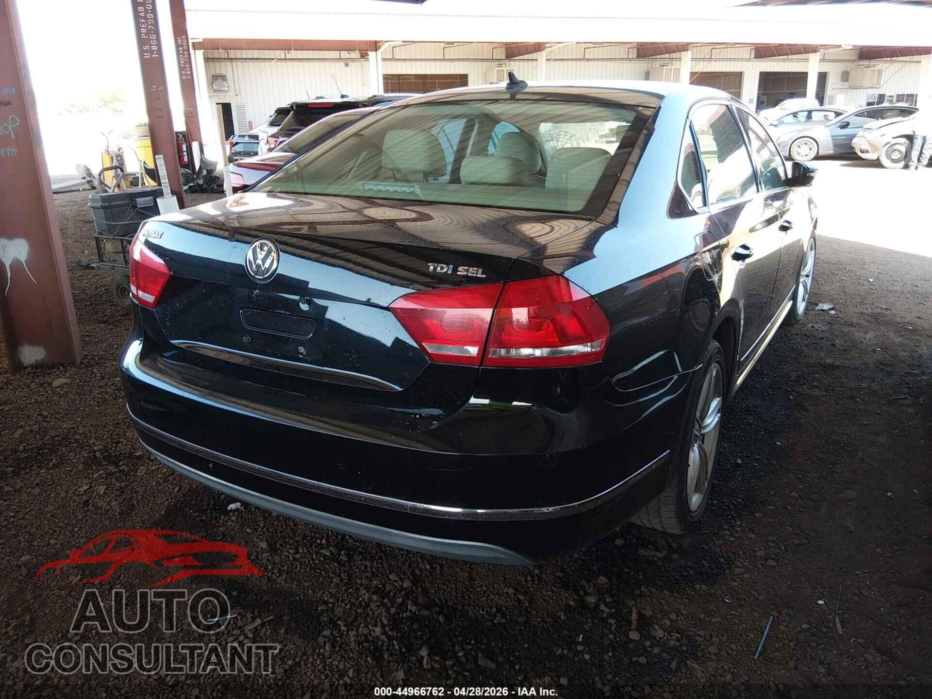 VOLKSWAGEN PASSAT 2012 - 1VWCN7A36CC003341