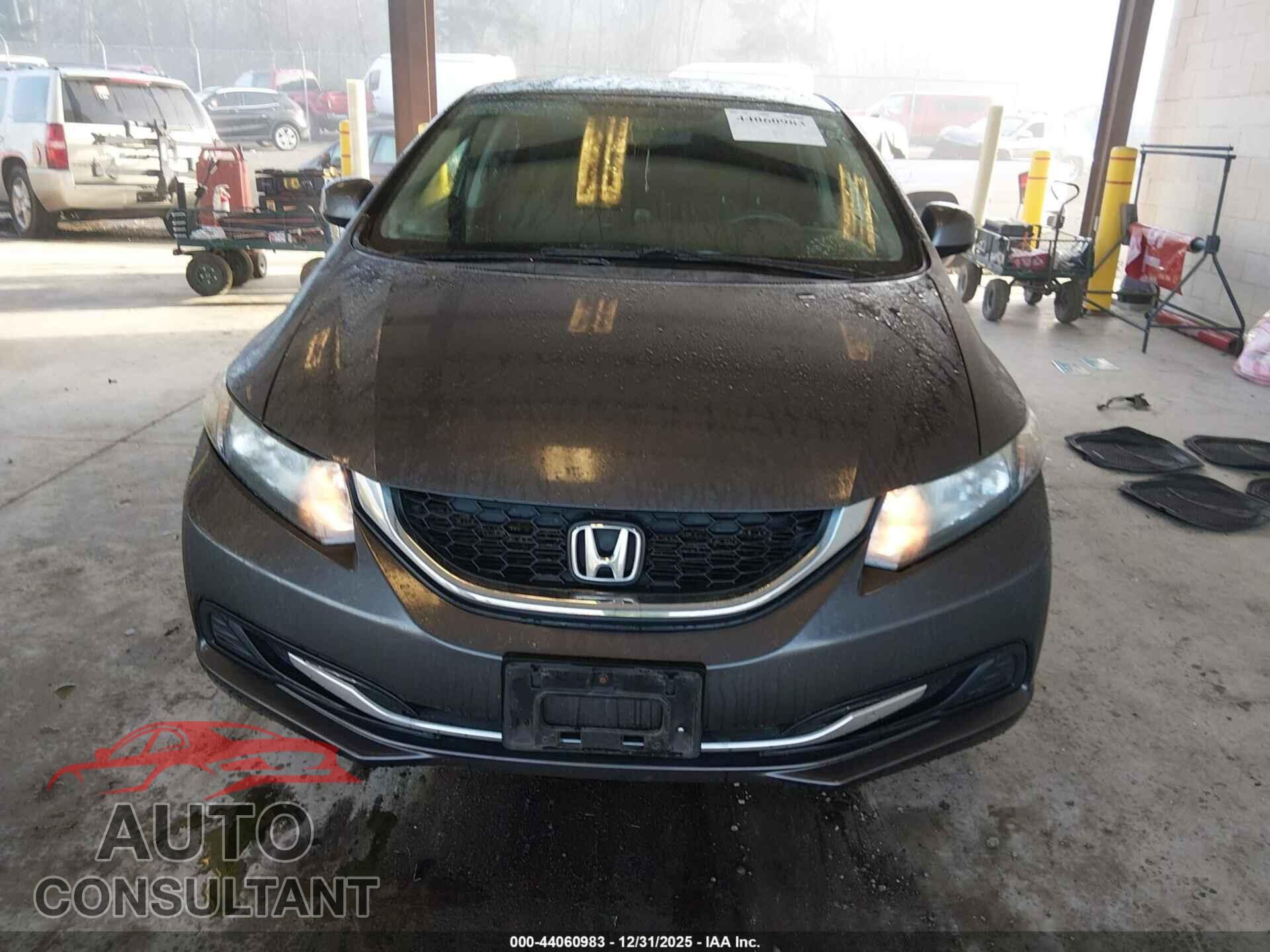 HONDA CIVIC 2013 - 2HGFB2F52DH548927