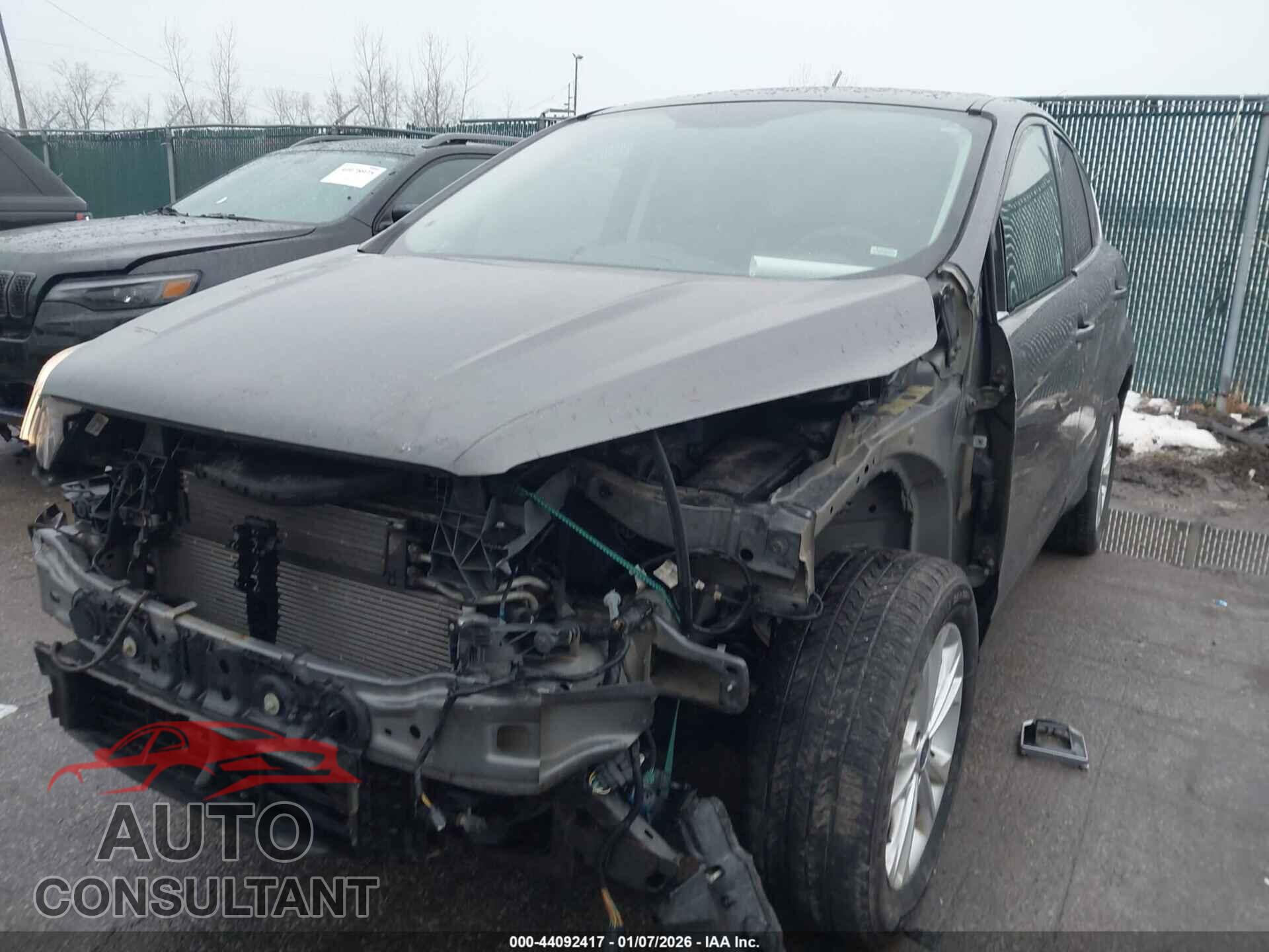 FORD ESCAPE 2017 - 1FMCU9GD4HUD83844