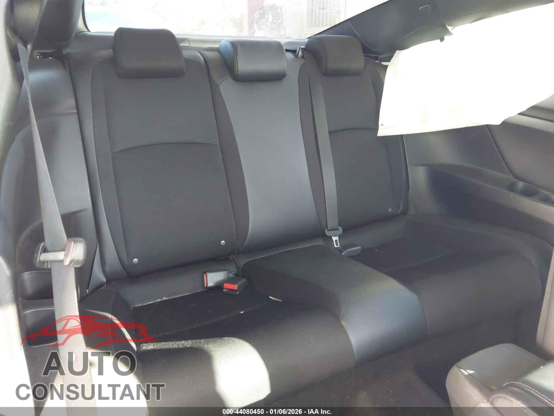 HONDA CIVIC 2019 - 2HGFC4B86KH307636