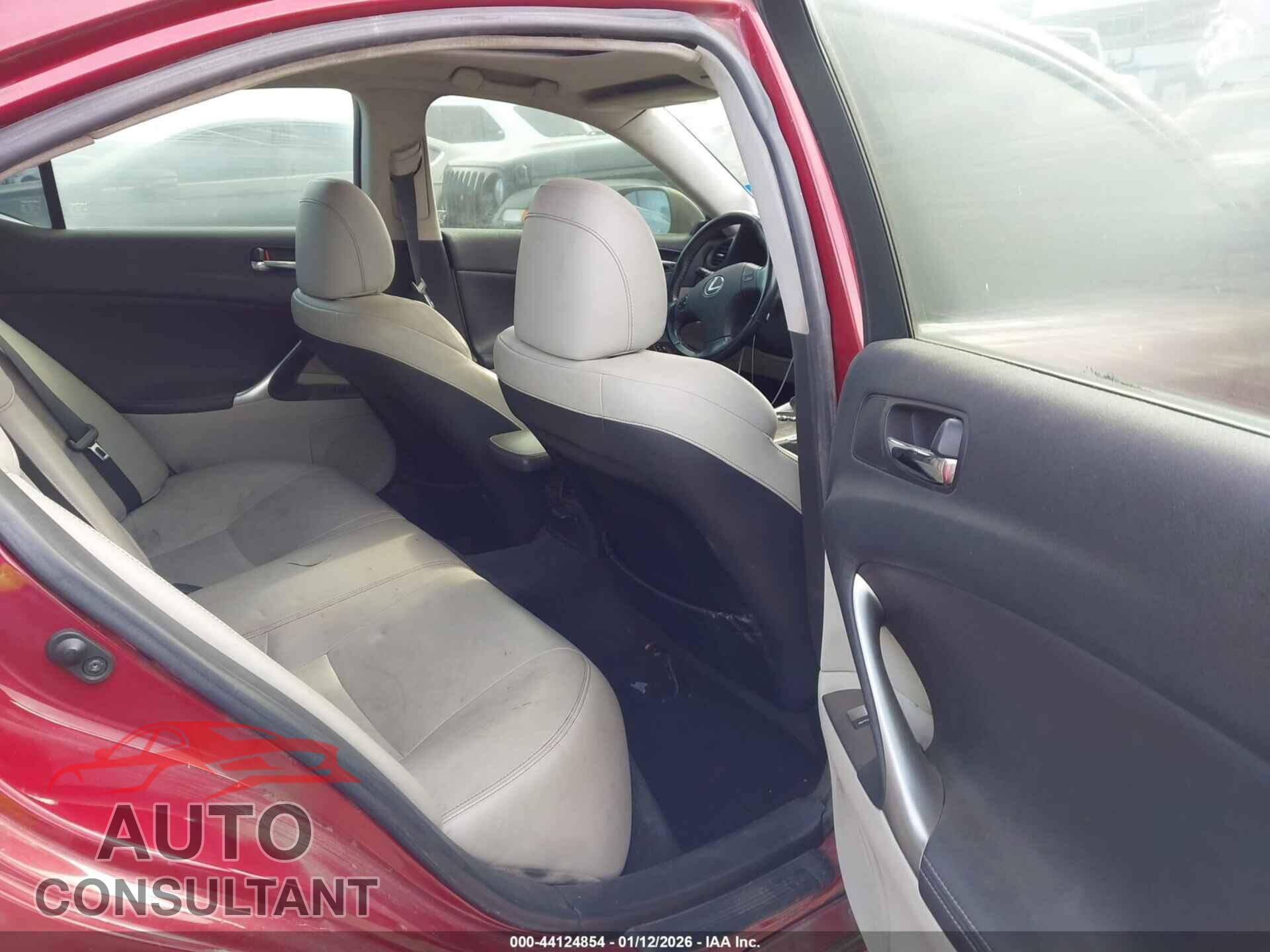 LEXUS IS 250 2009 - JTHBK262392087674