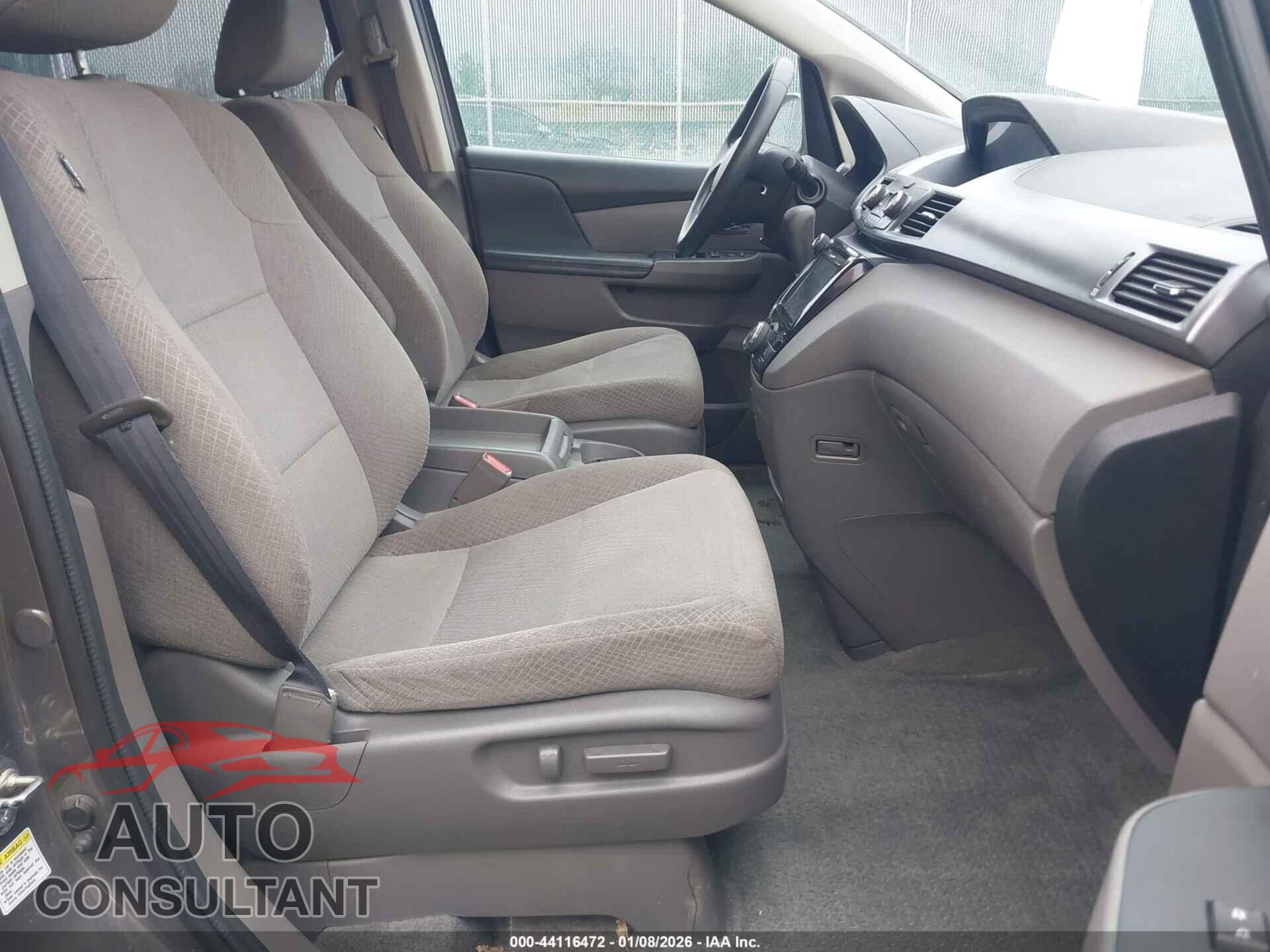 HONDA ODYSSEY 2014 - 5FNRL5H49EB104868