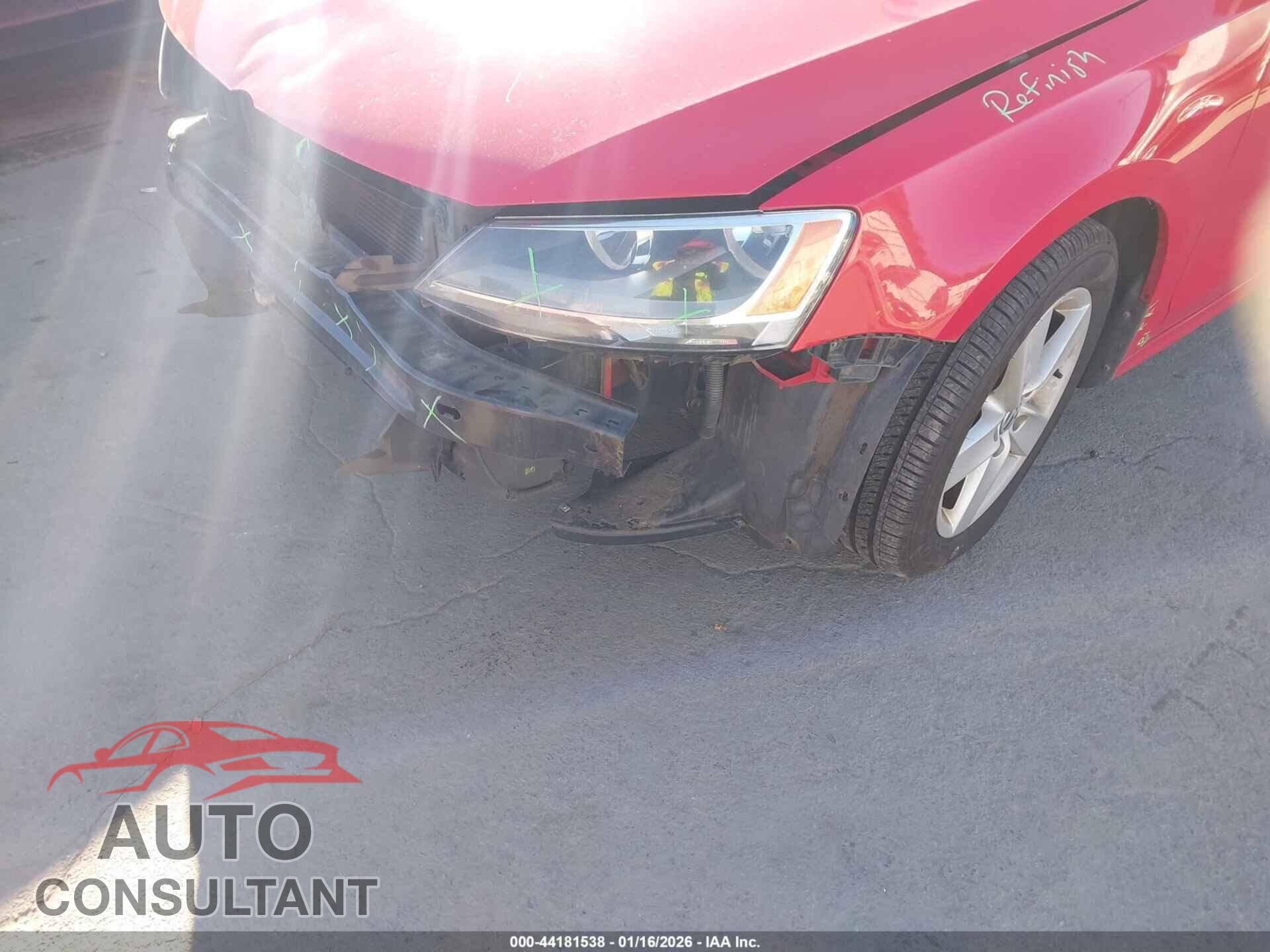 VOLKSWAGEN JETTA 2011 - 3VWLL7AJ9BM117710