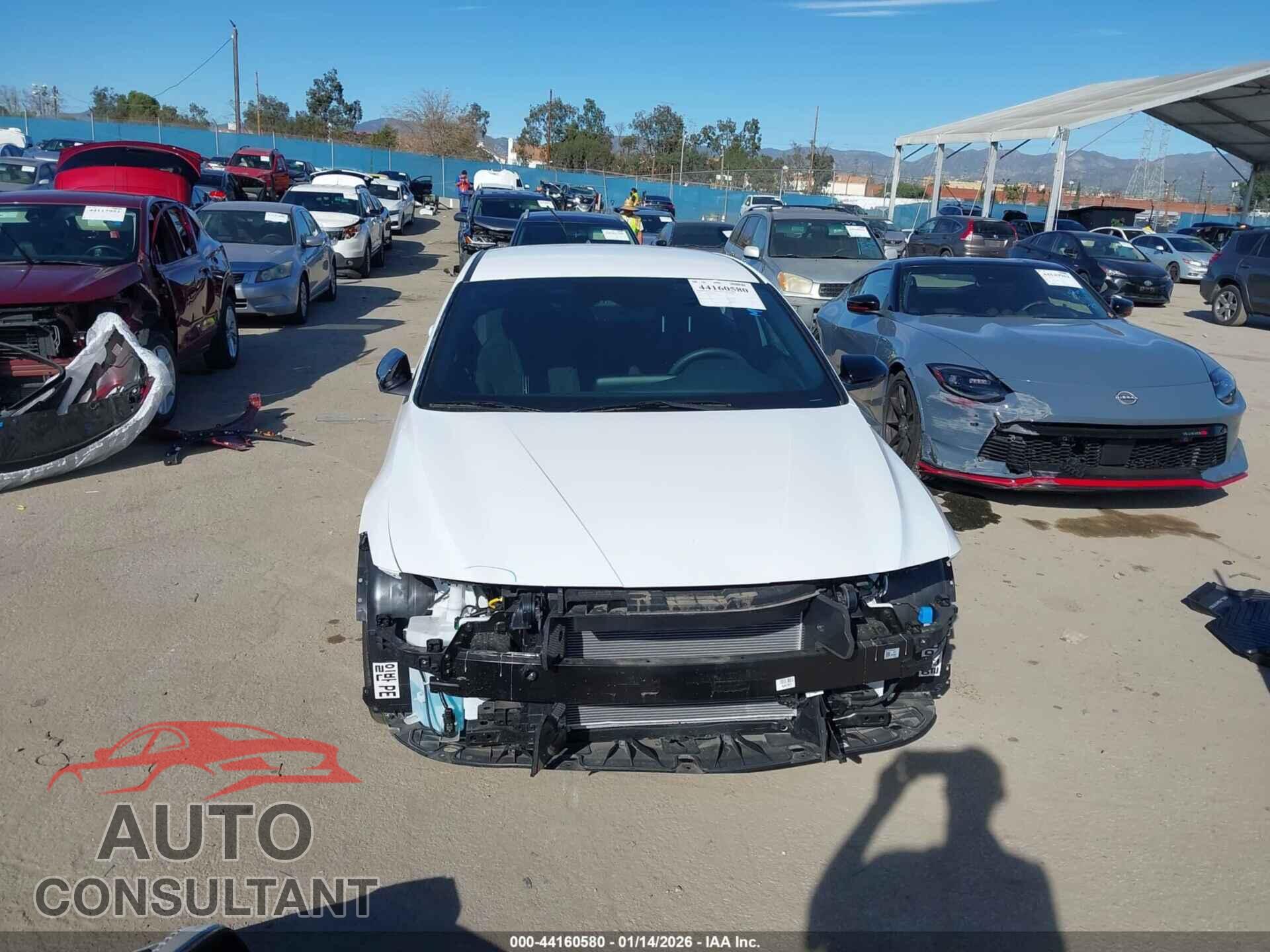 HYUNDAI ELANTRA 2025 - KMHLM4DG5SU045331