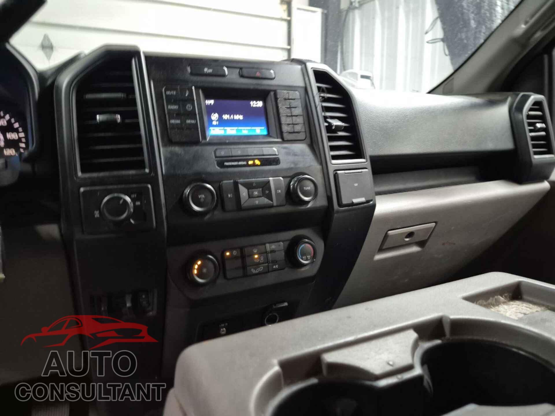 FORD F-150 2017 - 1FTNF1CF1HKC50048