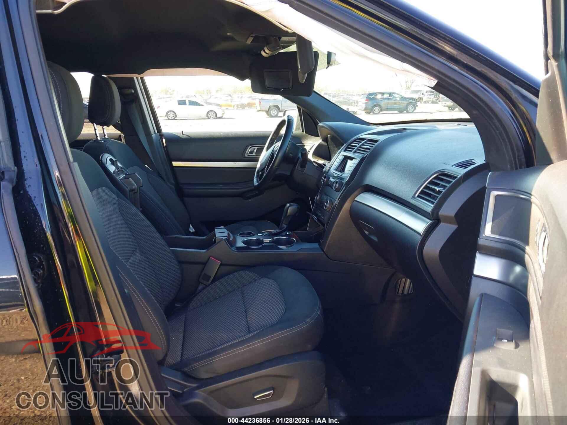 FORD EXPLORER 2018 - 1FM5K7D86JGB74961