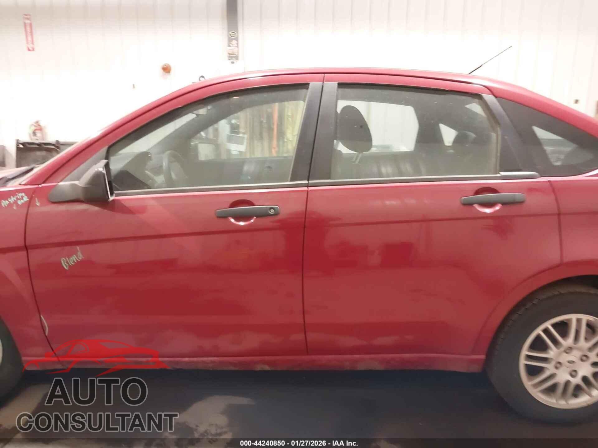 FORD FOCUS 2011 - 1FAHP3FN4BW192886