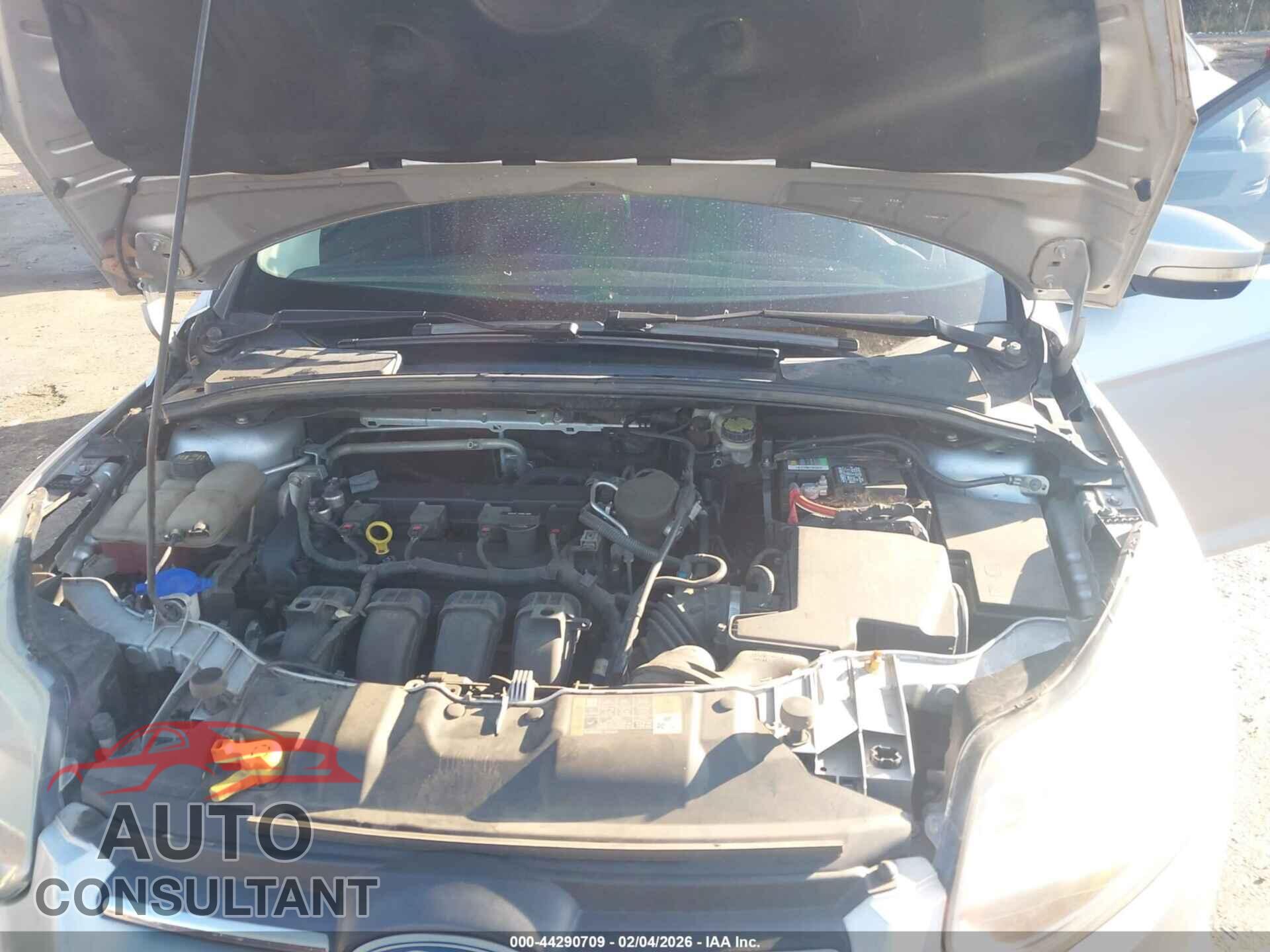 FORD FOCUS 2014 - 1FADP3K2XEL368064