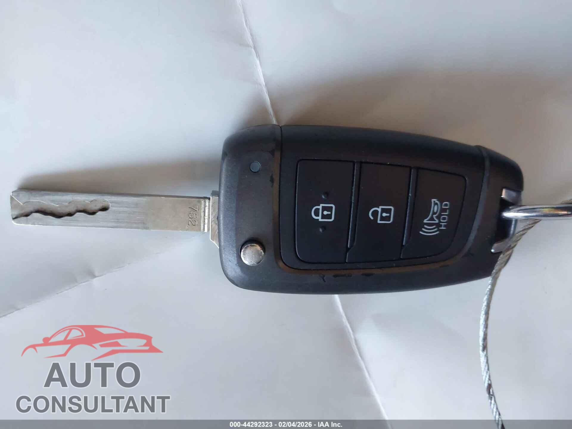 HYUNDAI VENUE 2020 - KMHRB8A3XLU031872