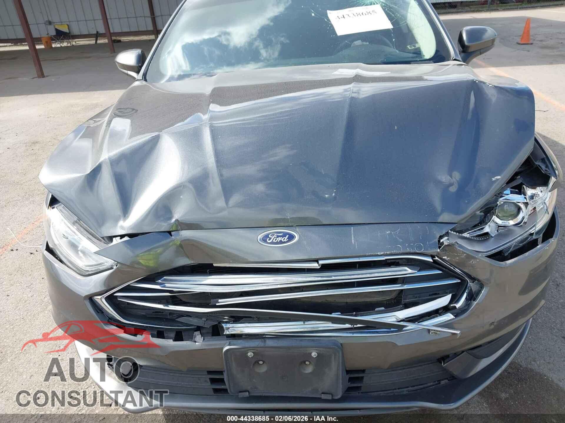 FORD FUSION 2017 - 3FA6P0H76HR215830