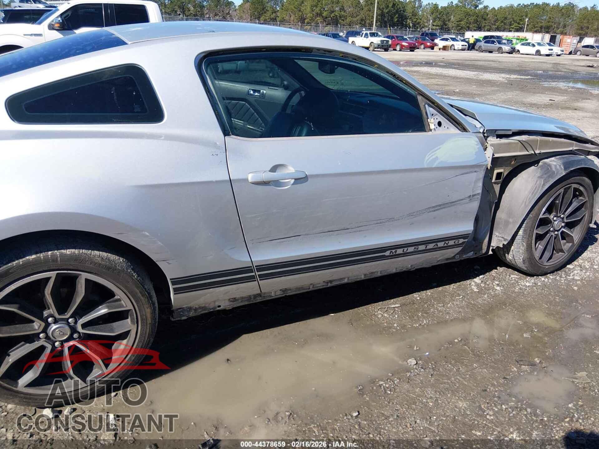 FORD MUSTANG 2013 - 1ZVBP8AM0D5224931