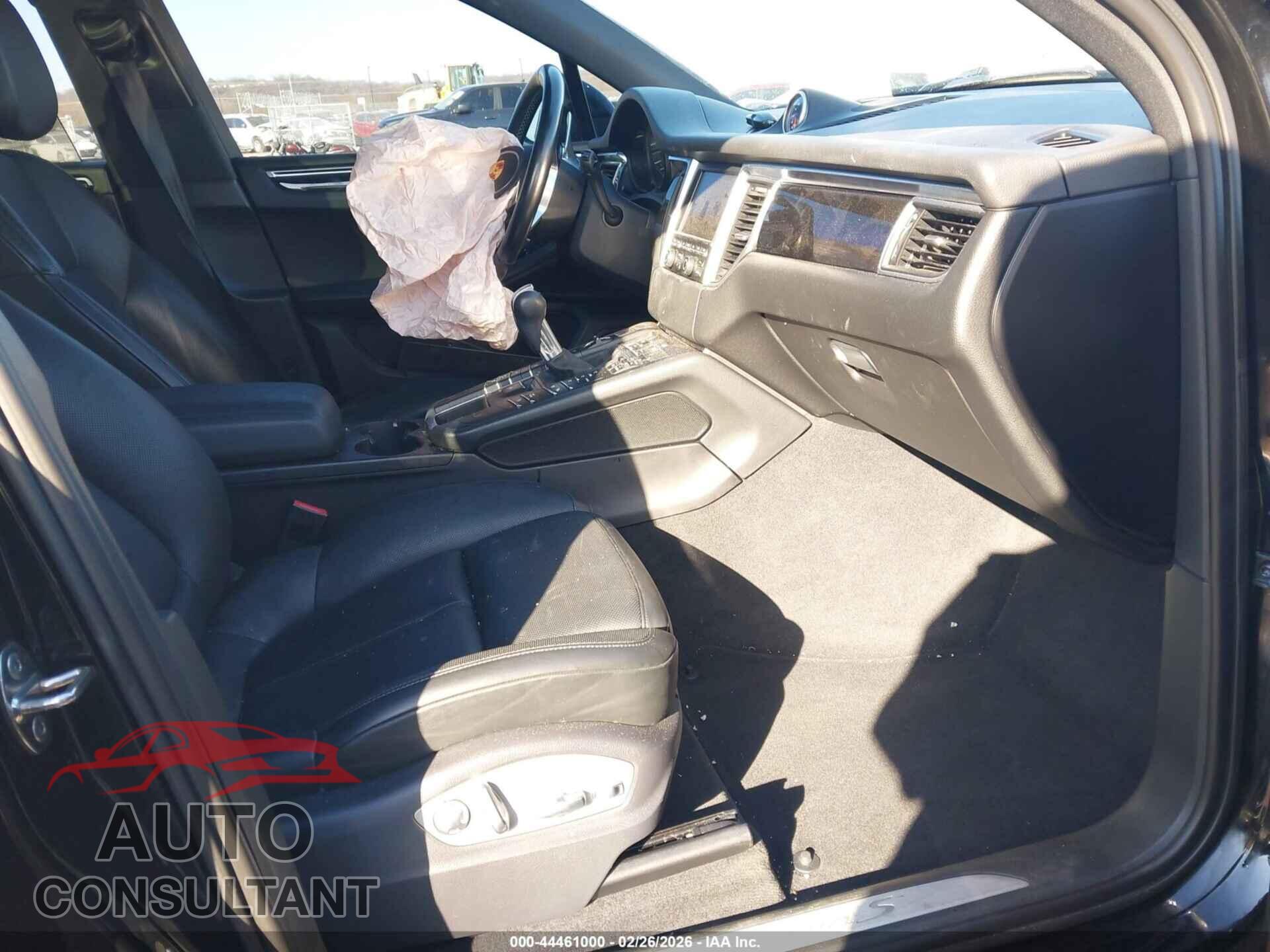 PORSCHE MACAN 2015 - WP1AB2A52FLB60021