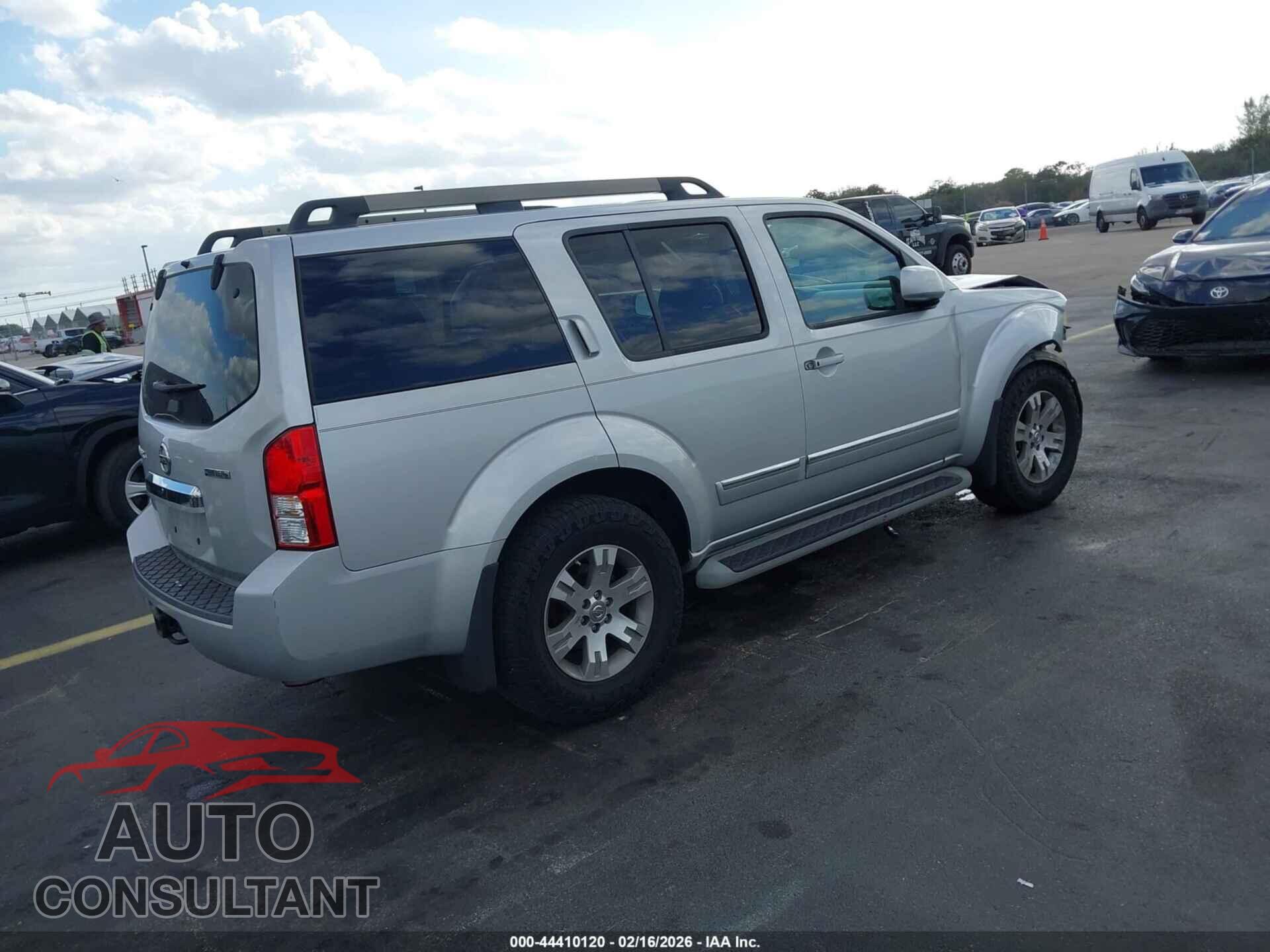 NISSAN PATHFINDER 2012 - 5N1AR1NN2CC600165