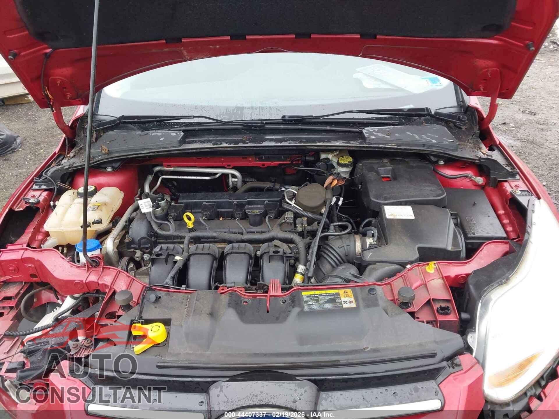 FORD FOCUS 2012 - 1FAHP3K24CL318100