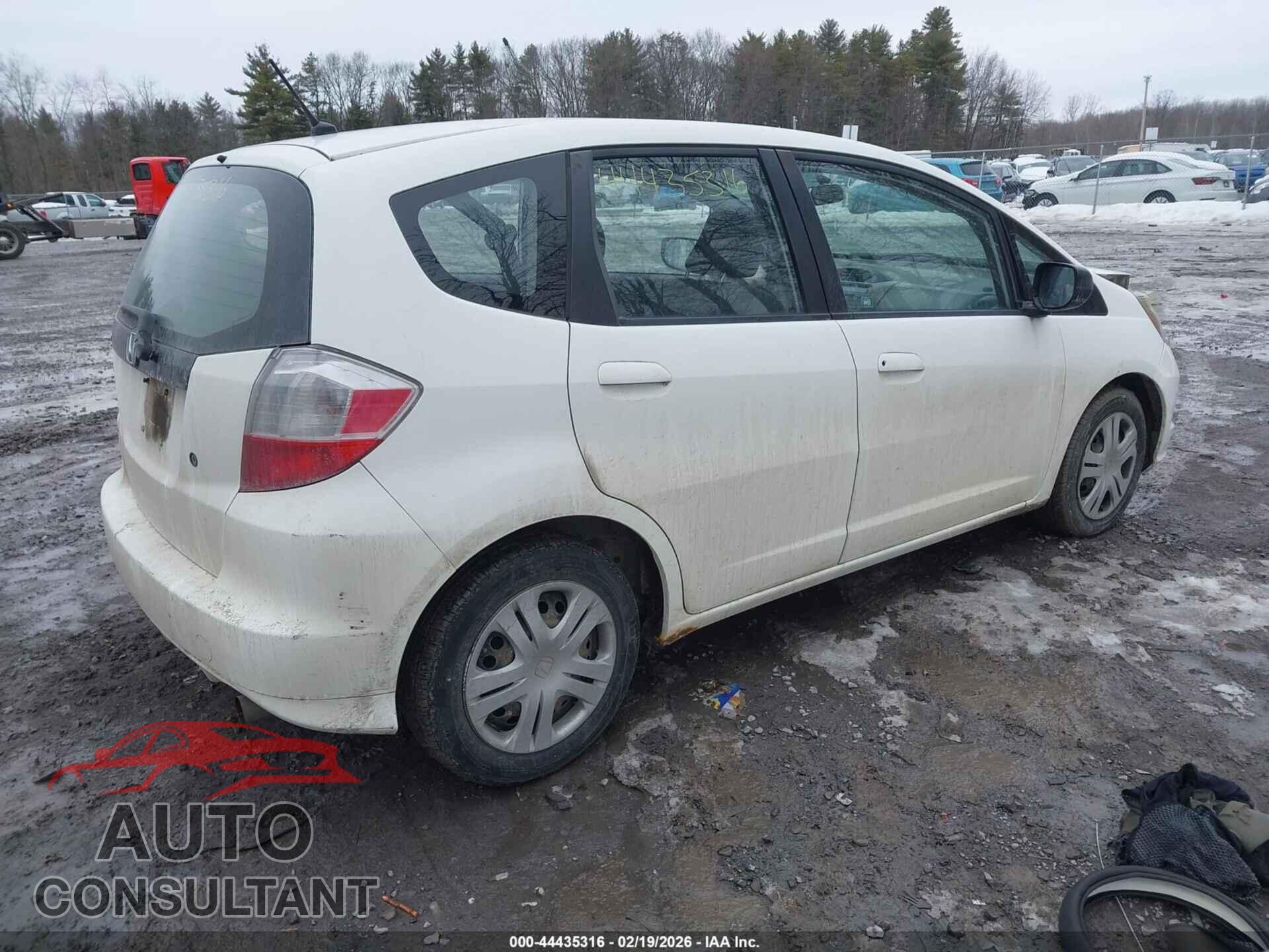 HONDA FIT 2010 - JHMGE8H27AC037582