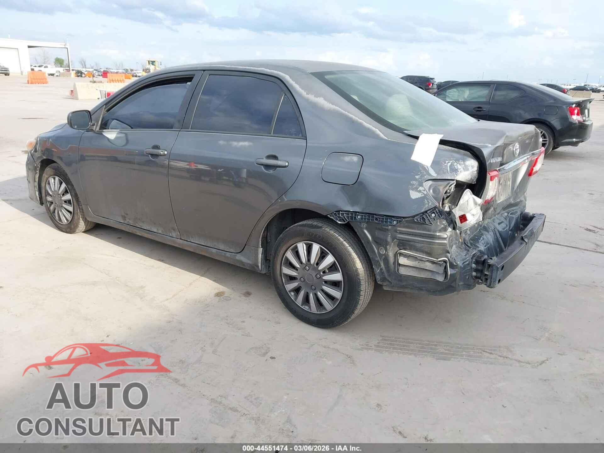 TOYOTA COROLLA 2011 - 2T1BU4EE8BC544277