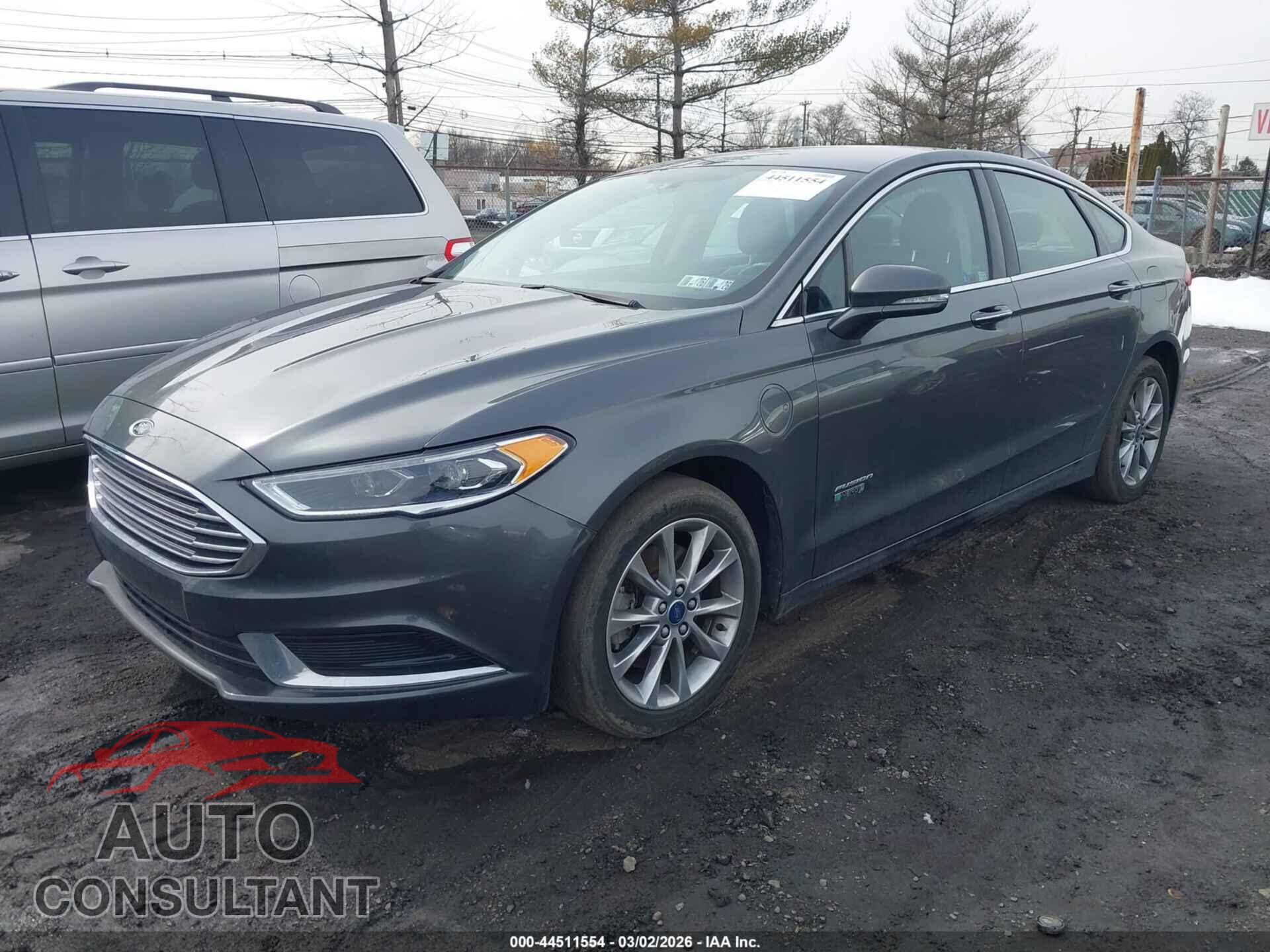 FORD FUSION ENERGI 2018 - 3FA6P0PU5JR199794