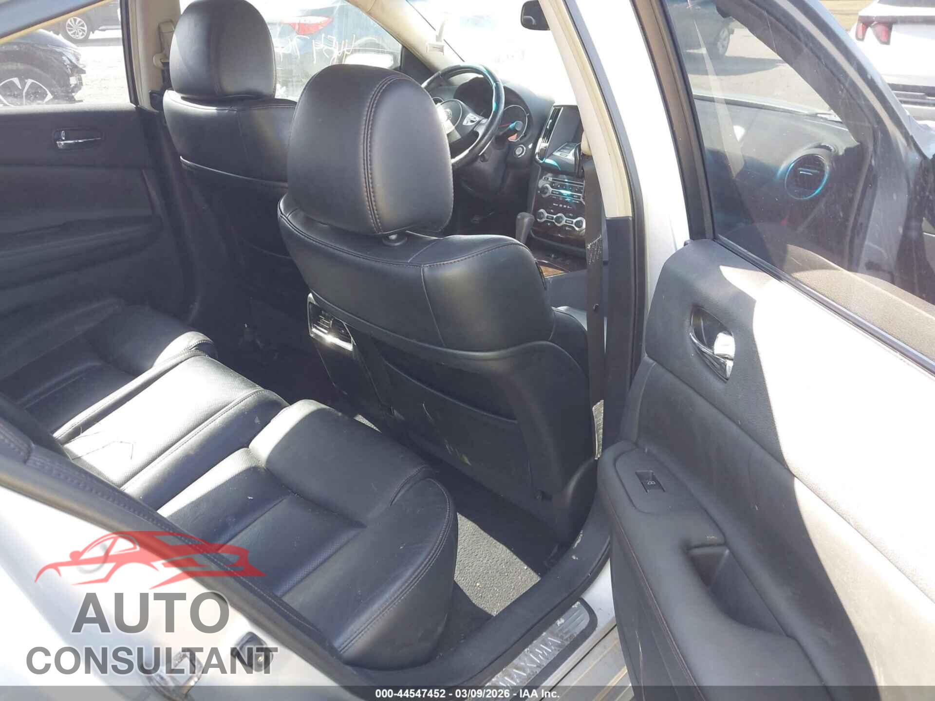 NISSAN MAXIMA 2010 - 1N4AA5APXAC803401