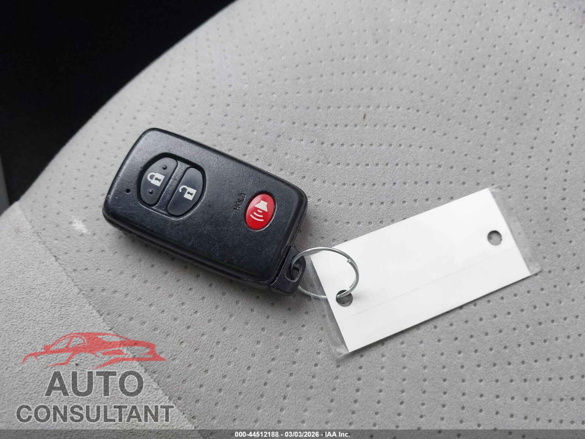 TOYOTA PRIUS 2015 - JTDKN3DU2F1909756