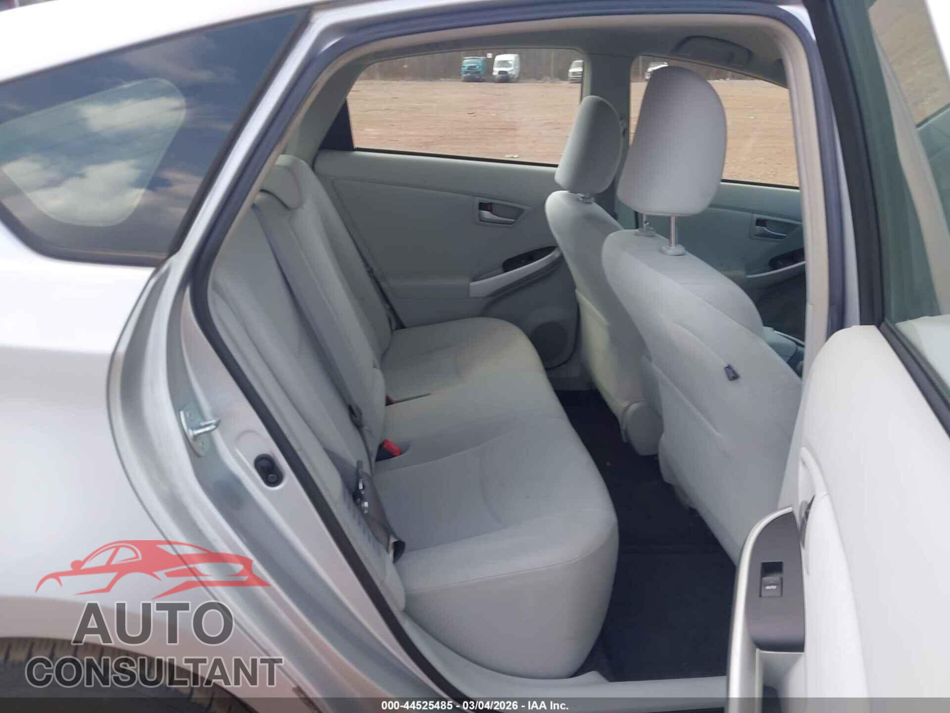 TOYOTA PRIUS 2014 - JTDKN3DU4E0379939