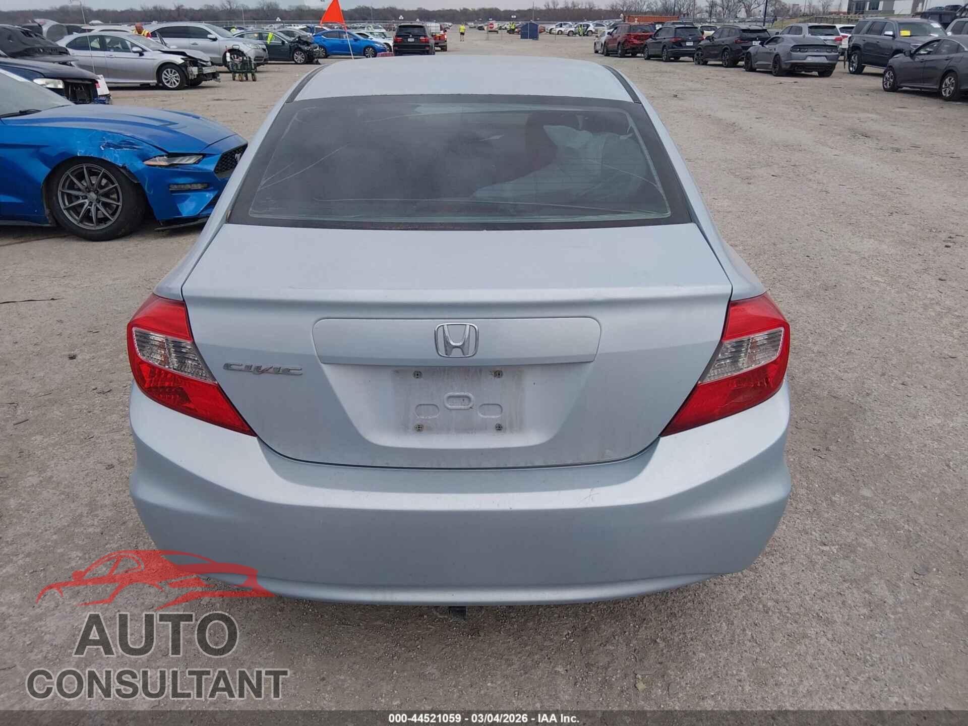HONDA CIVIC 2012 - 2HGFB2F57CH513511