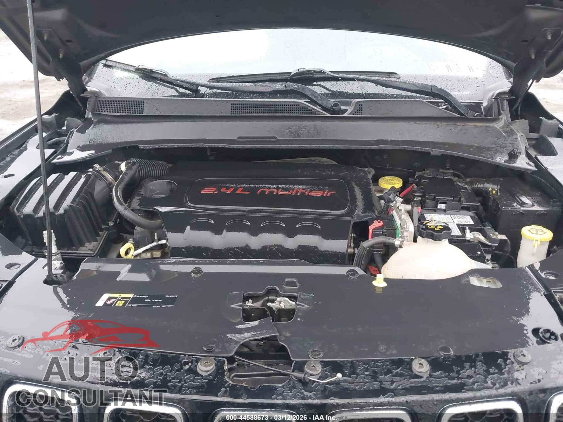 JEEP COMPASS 2018 - 3C4NJDBB4JT455530