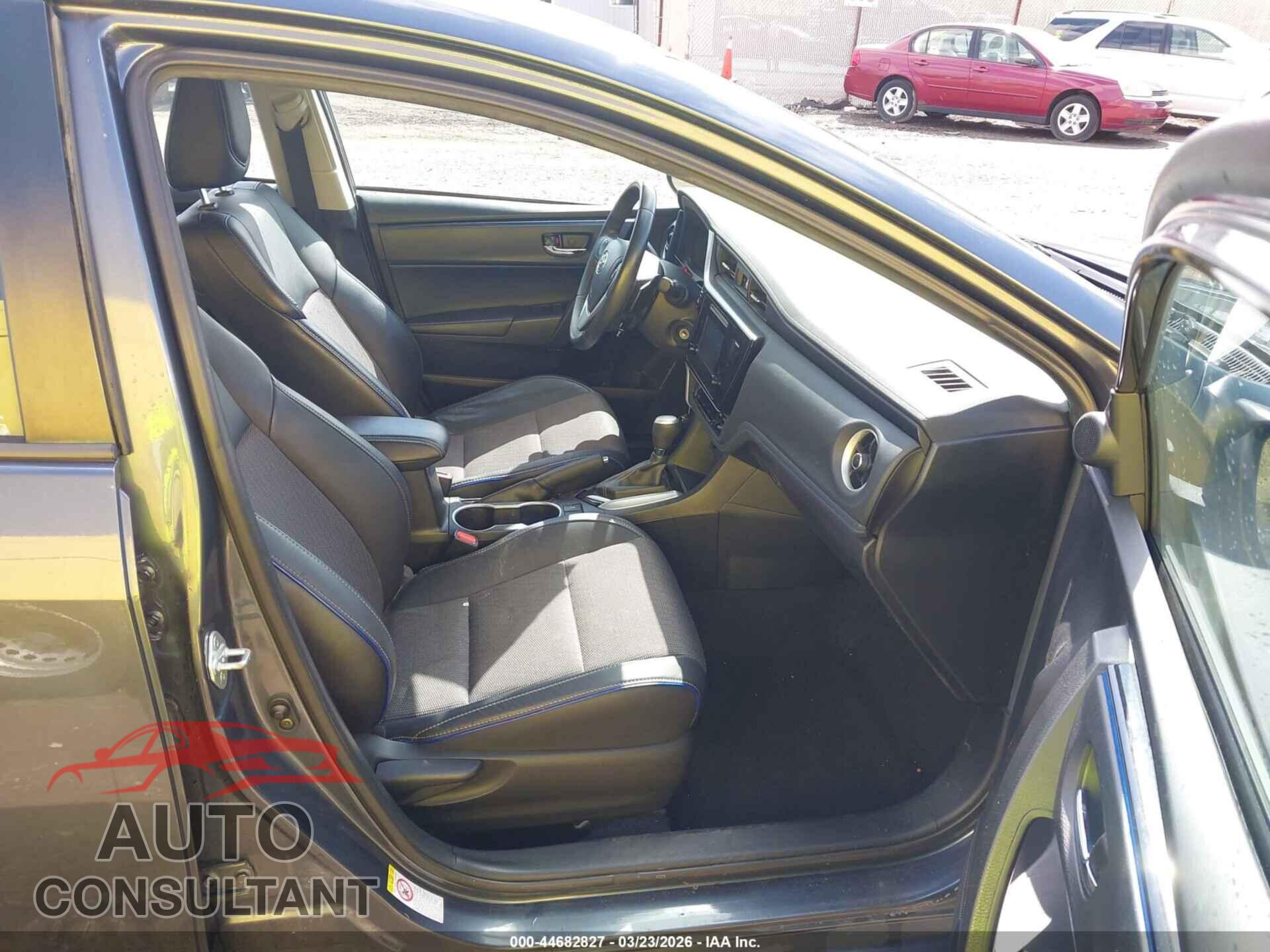 TOYOTA COROLLA 2017 - 2T1BURHE0HC827564