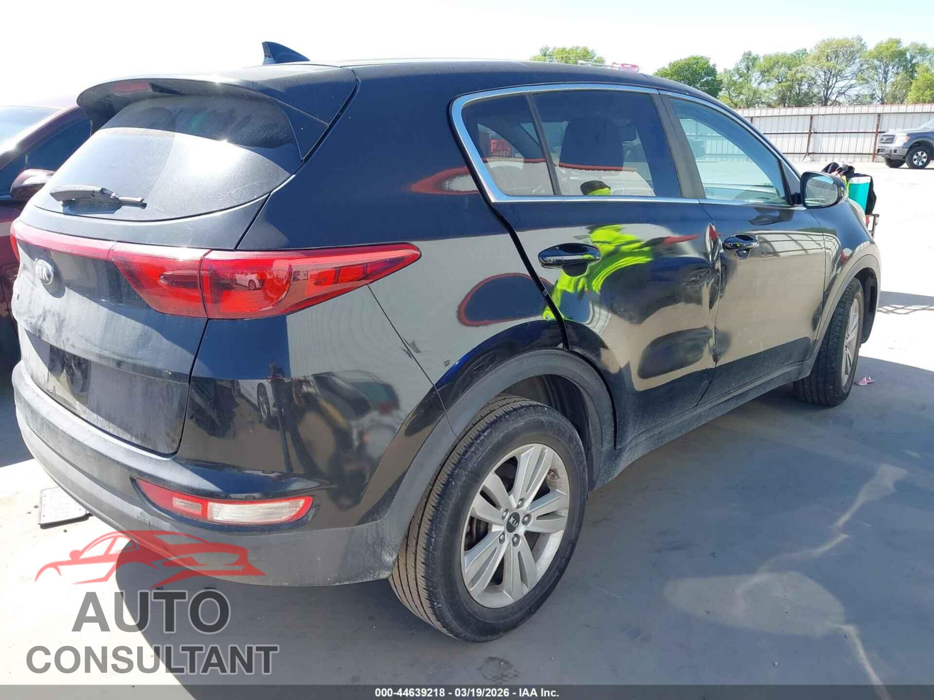 KIA SPORTAGE 2017 - KNDPM3AC4H7145087