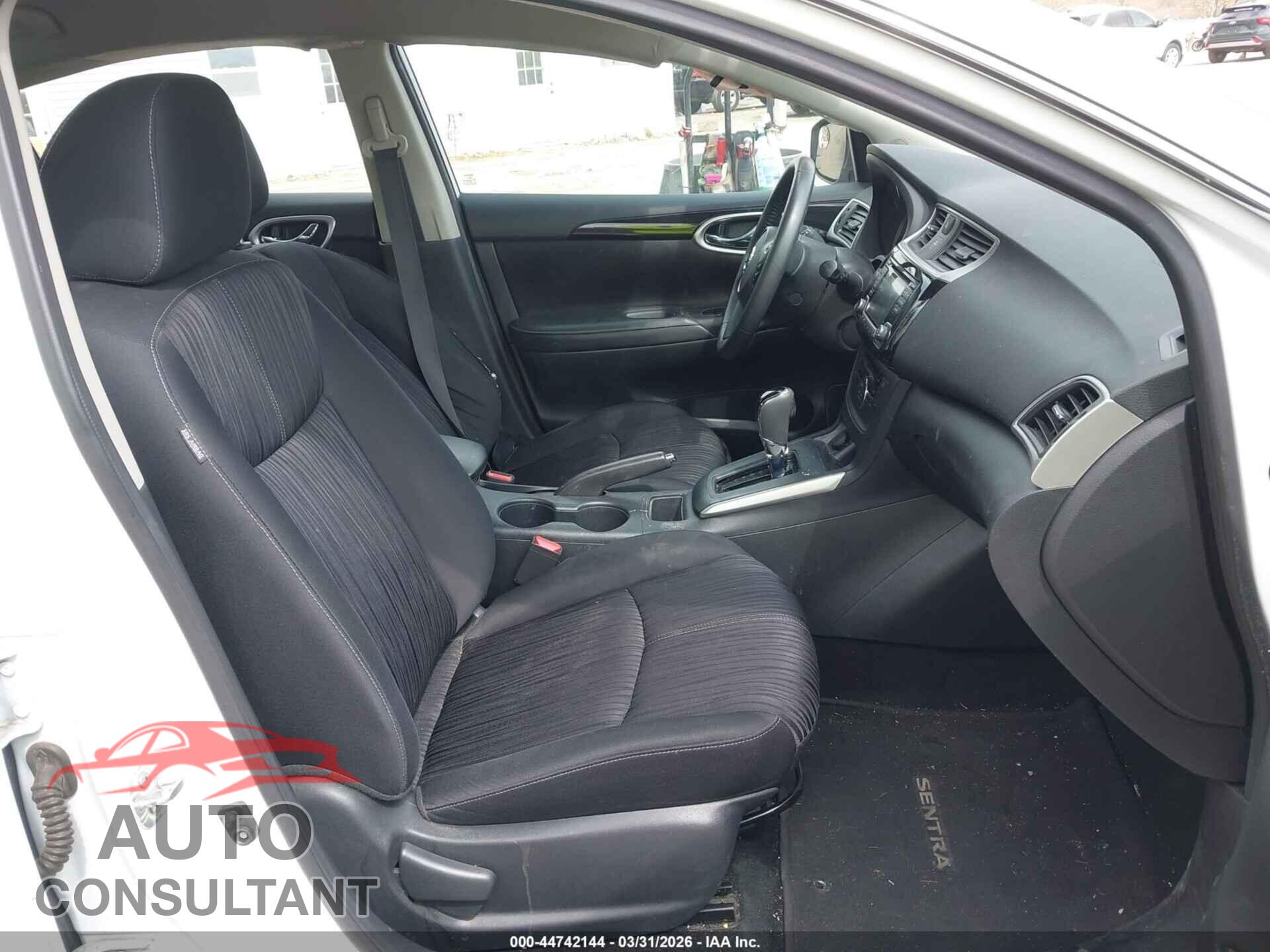 NISSAN SENTRA 2018 - 3N1AB7AP1JY322482