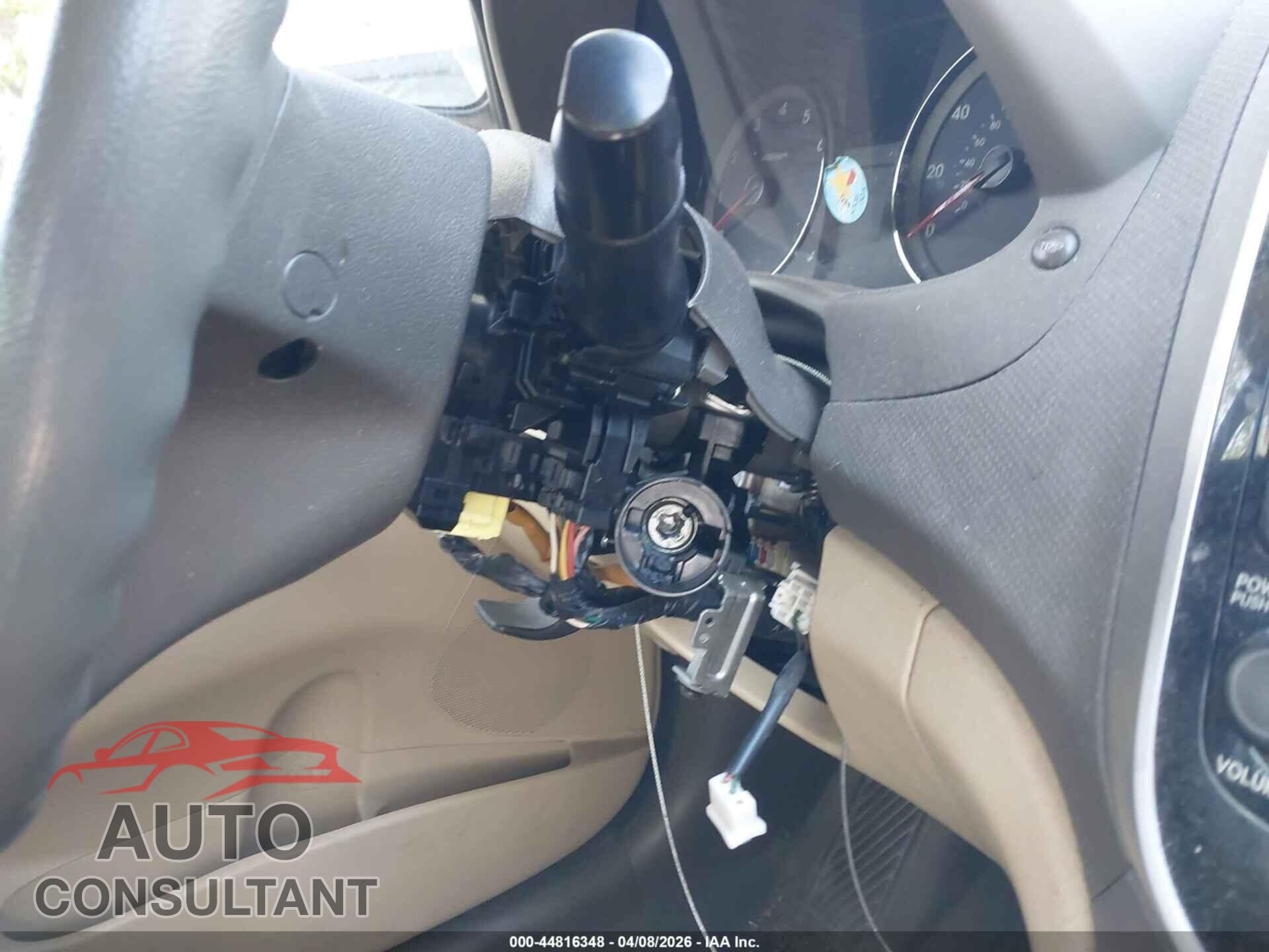 HYUNDAI ACCENT 2012 - KMHCU4AE9CU264068