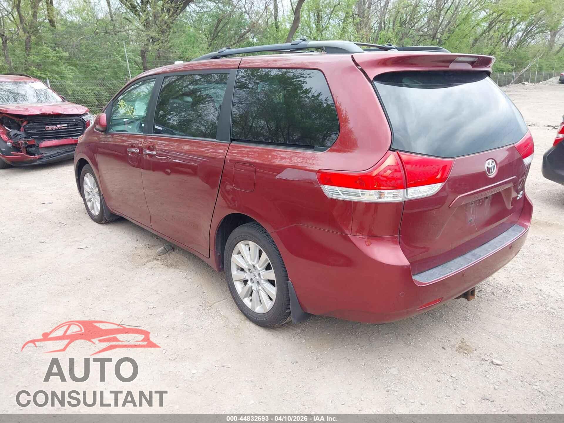 TOYOTA SIENNA 2012 - 5TDDK3DC9CS048258