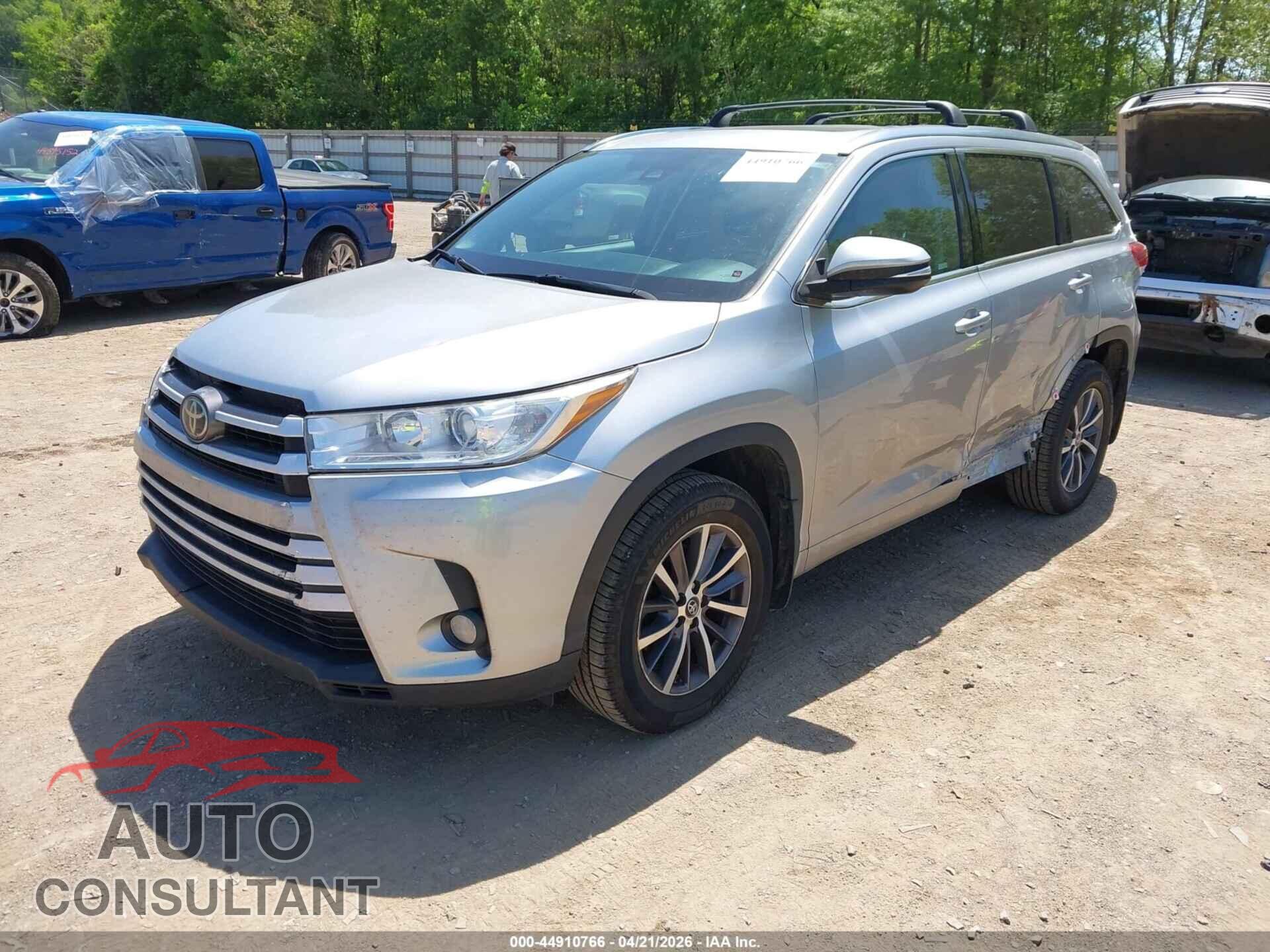 TOYOTA HIGHLANDER 2017 - 5TDJZRFH2HS433954