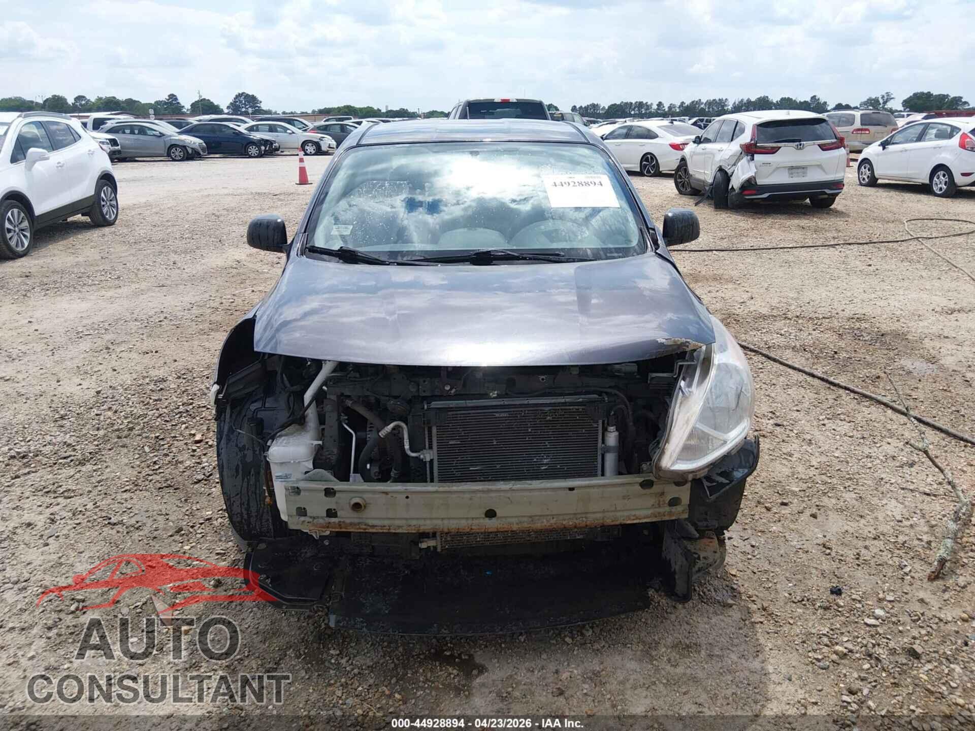 NISSAN VERSA 2015 - 3N1CN7AP9FL851800
