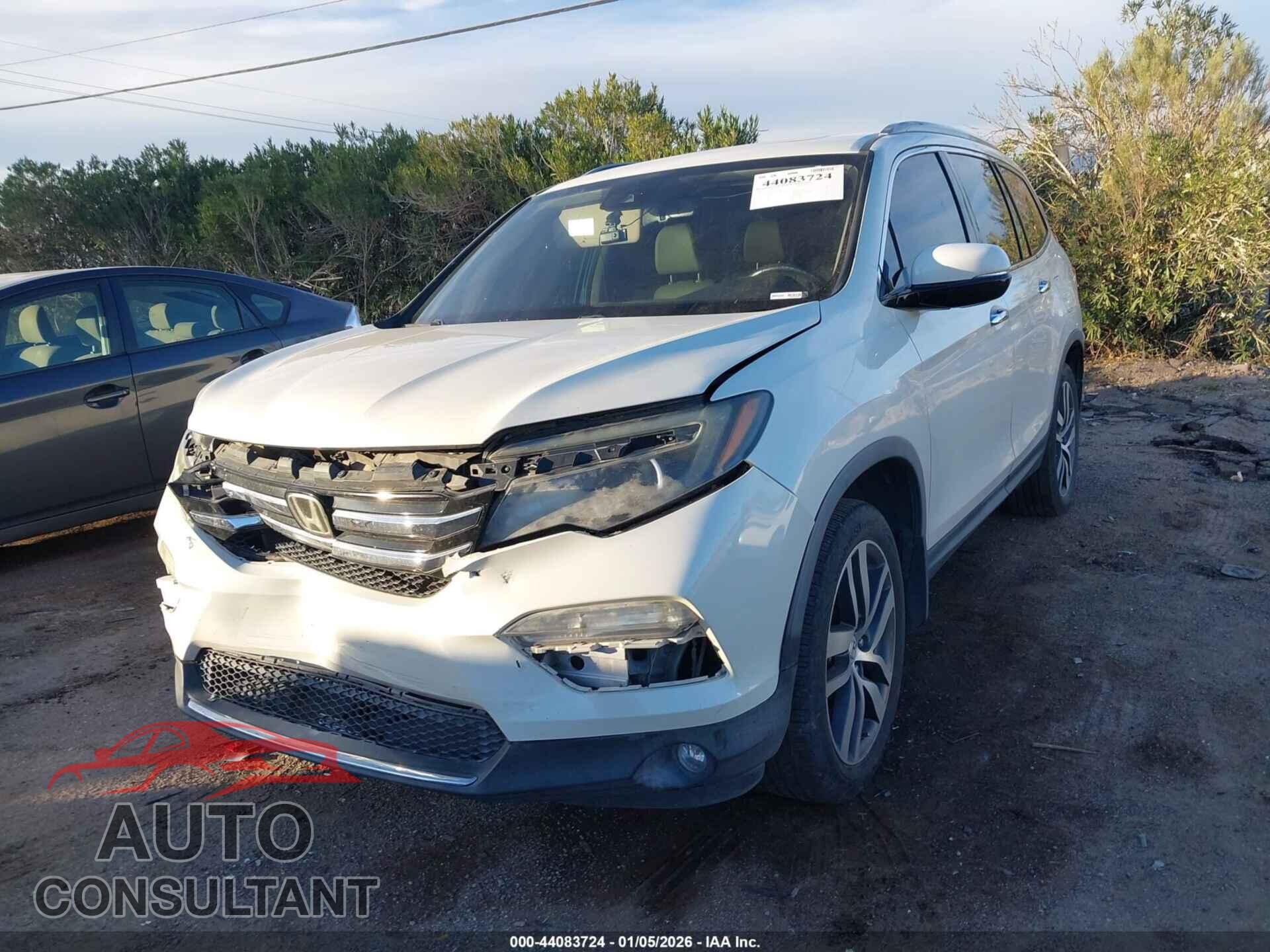 HONDA PILOT 2017 - 5FNYF6H92HB017760